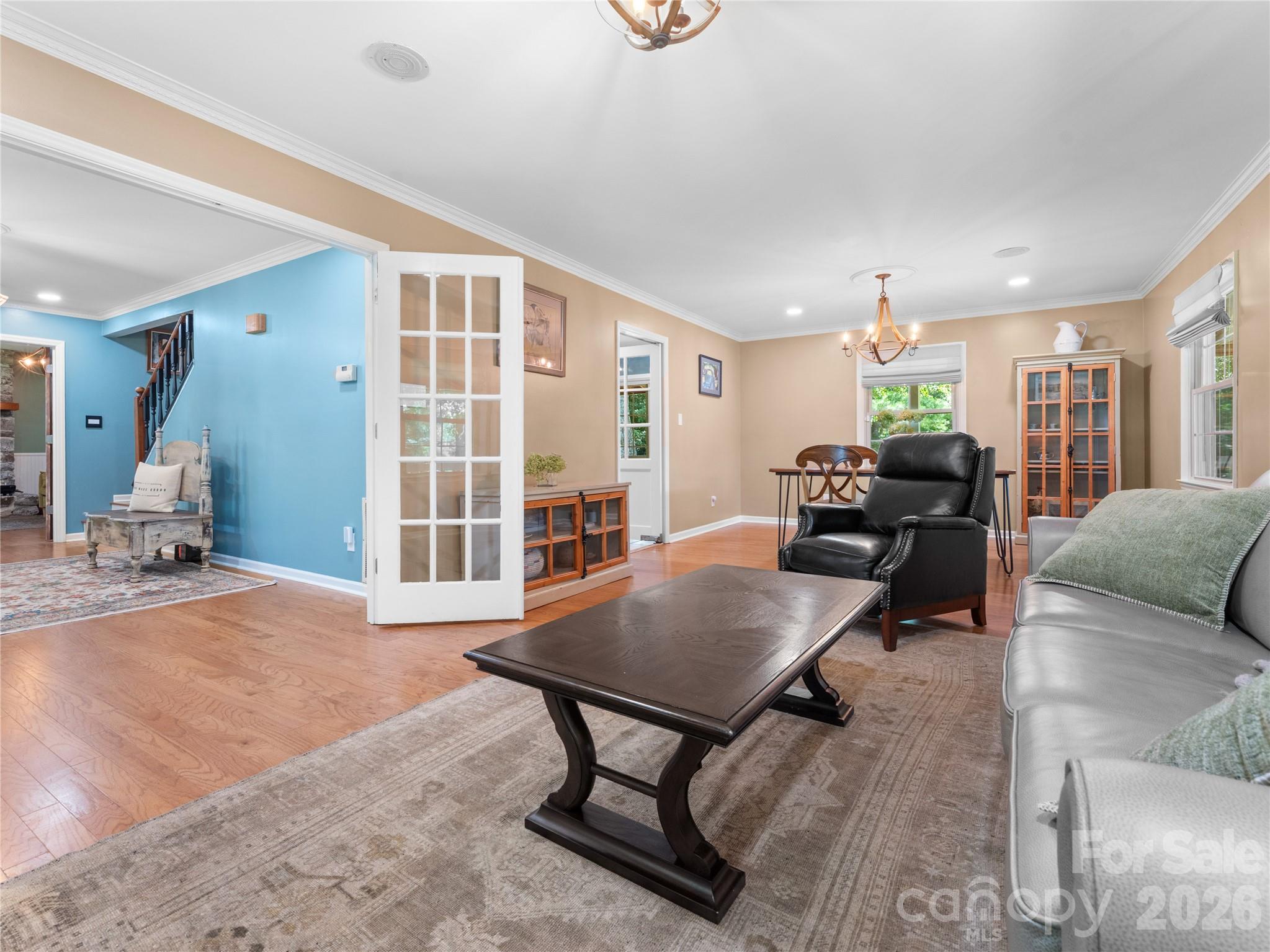 Foyer to Living Room - 121 Churchill Downs Drive, Fairview