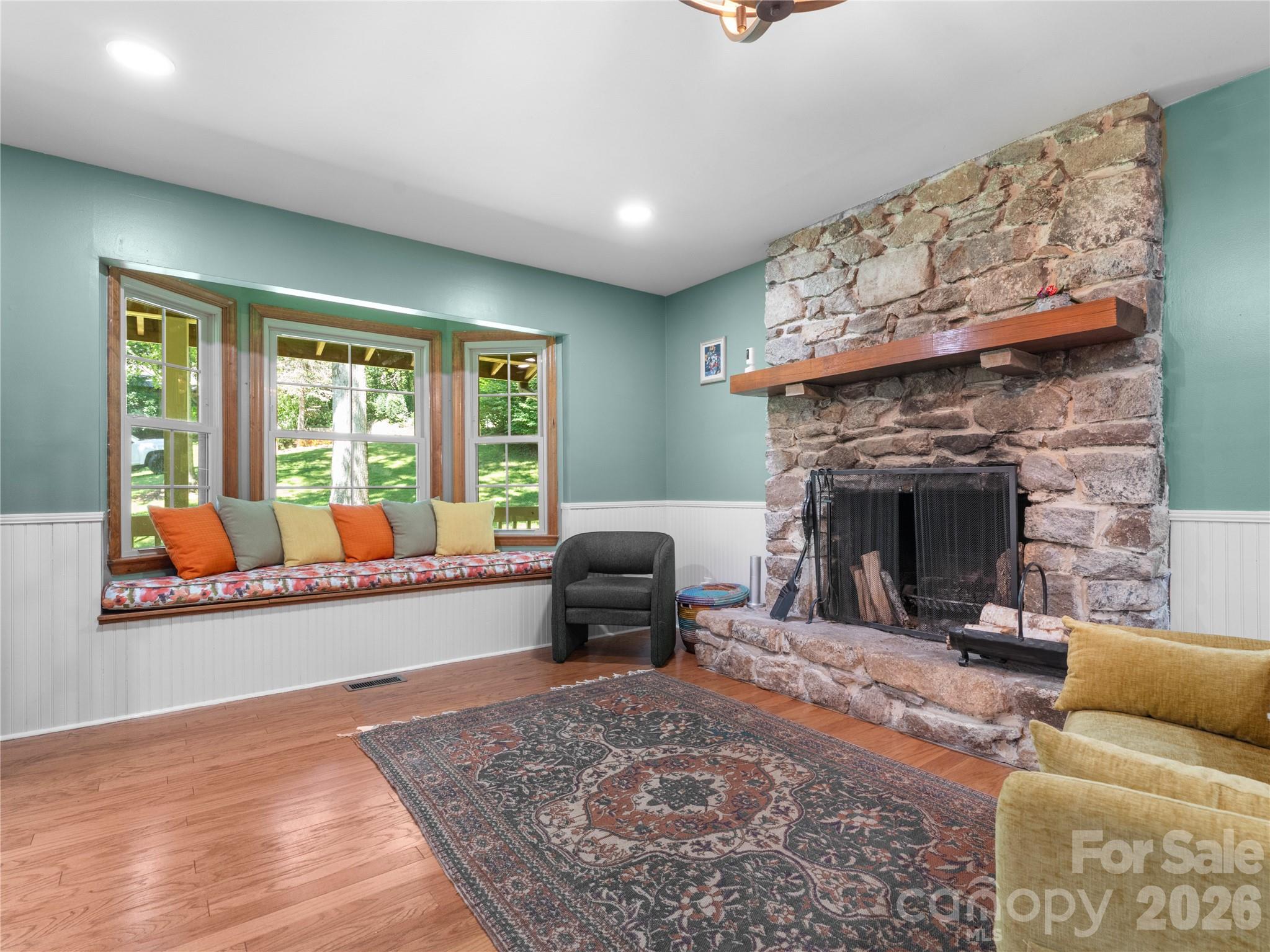 Beautiful Stone Fireplace in Family Room - 121 Churchill Downs Drive, Fairview