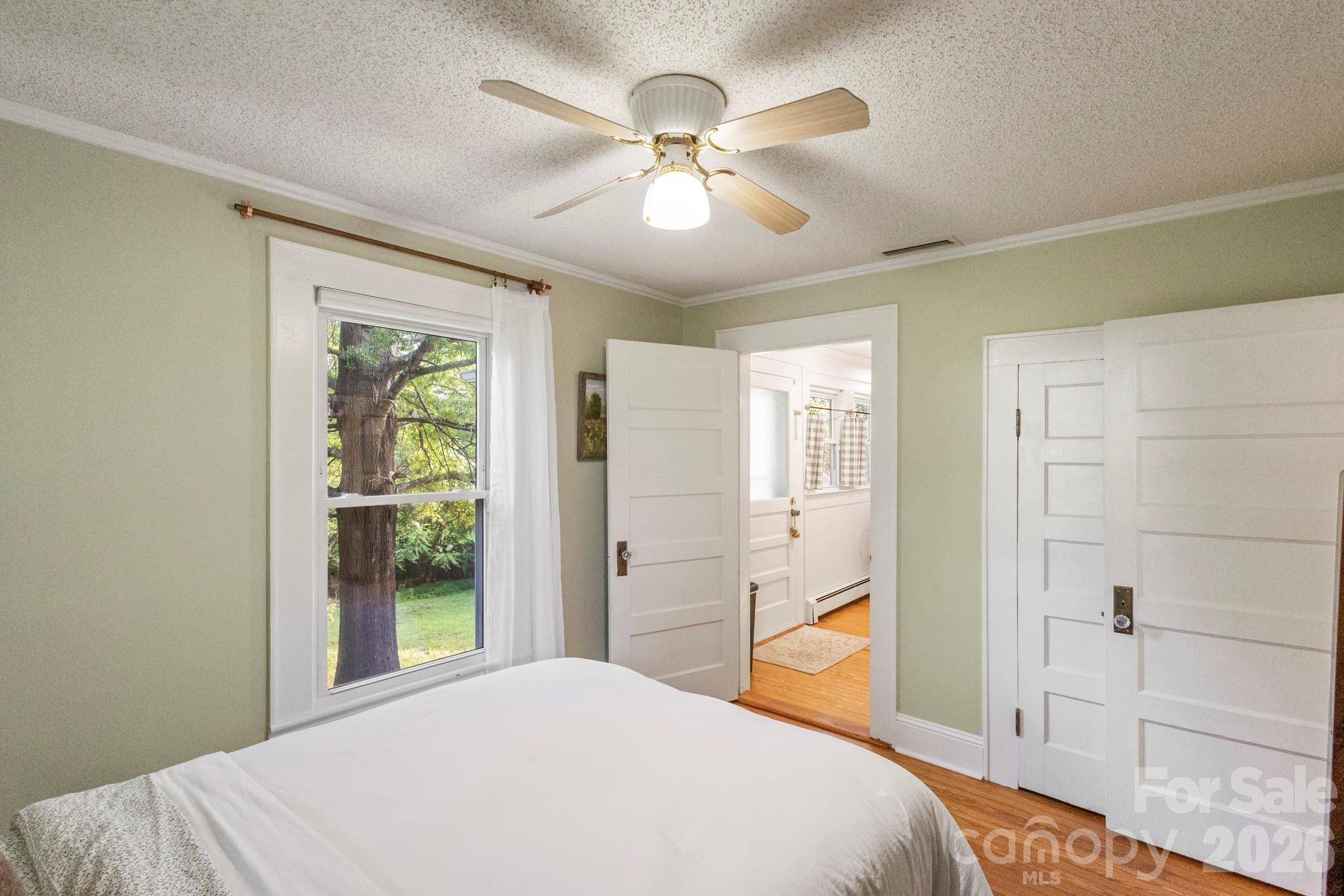 Single Family Residence at 1810 Central Drive, Kannapolis, photo 18 of 42