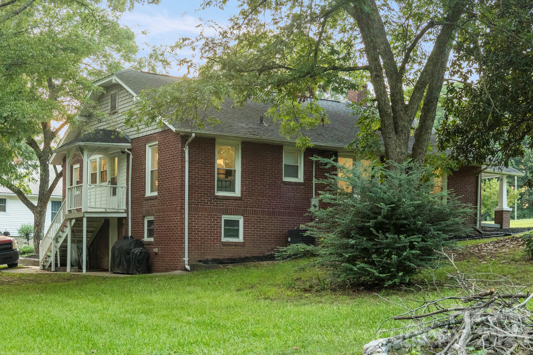 Single Family Residence at 1810 Central Drive, Kannapolis, photo 27 of 42