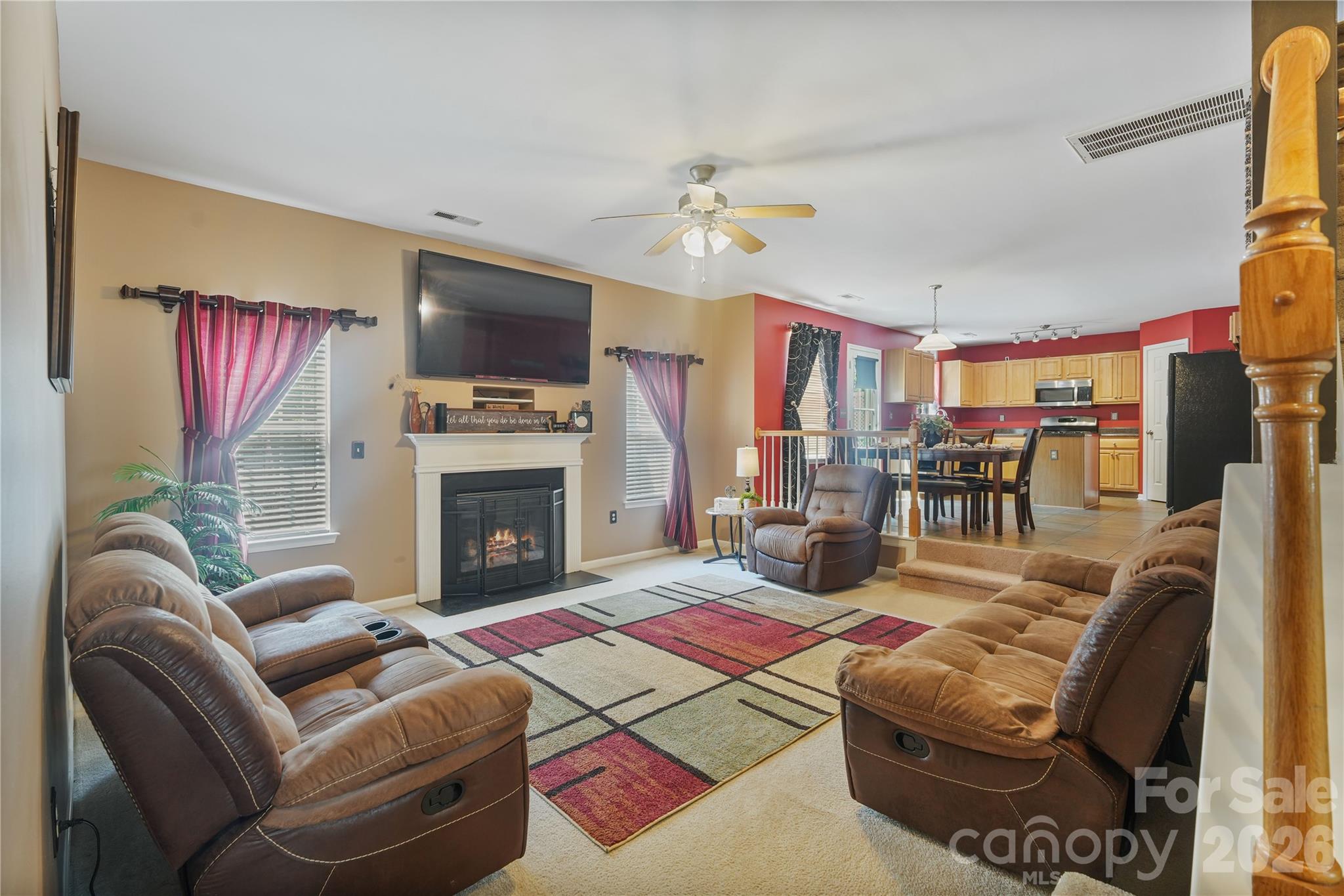 Single Family Residence at 190 Almora Loop, Mooresville, photo 15 of 40