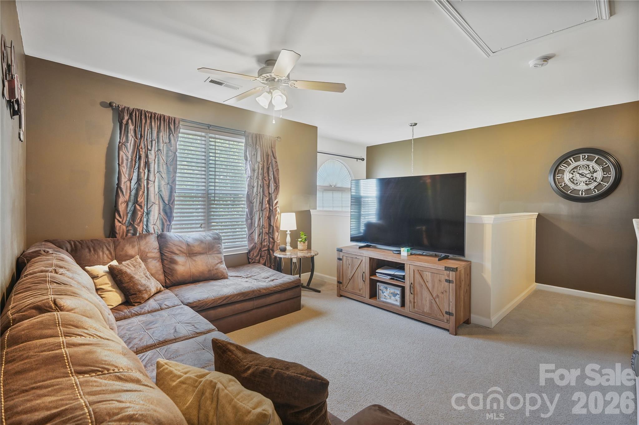 Single Family Residence at 190 Almora Loop, Mooresville, photo 19 of 40