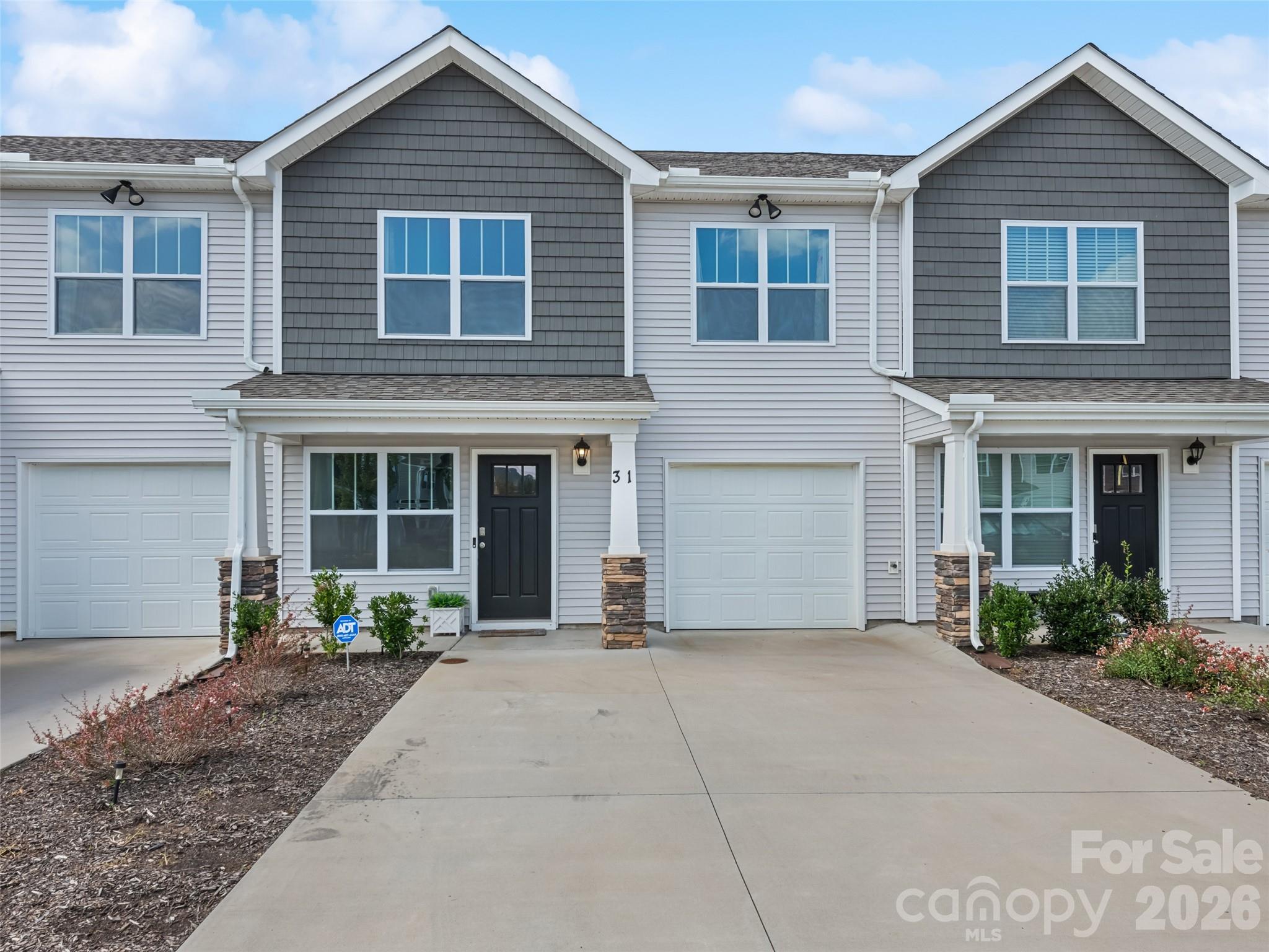 31 Clear Creek Lane