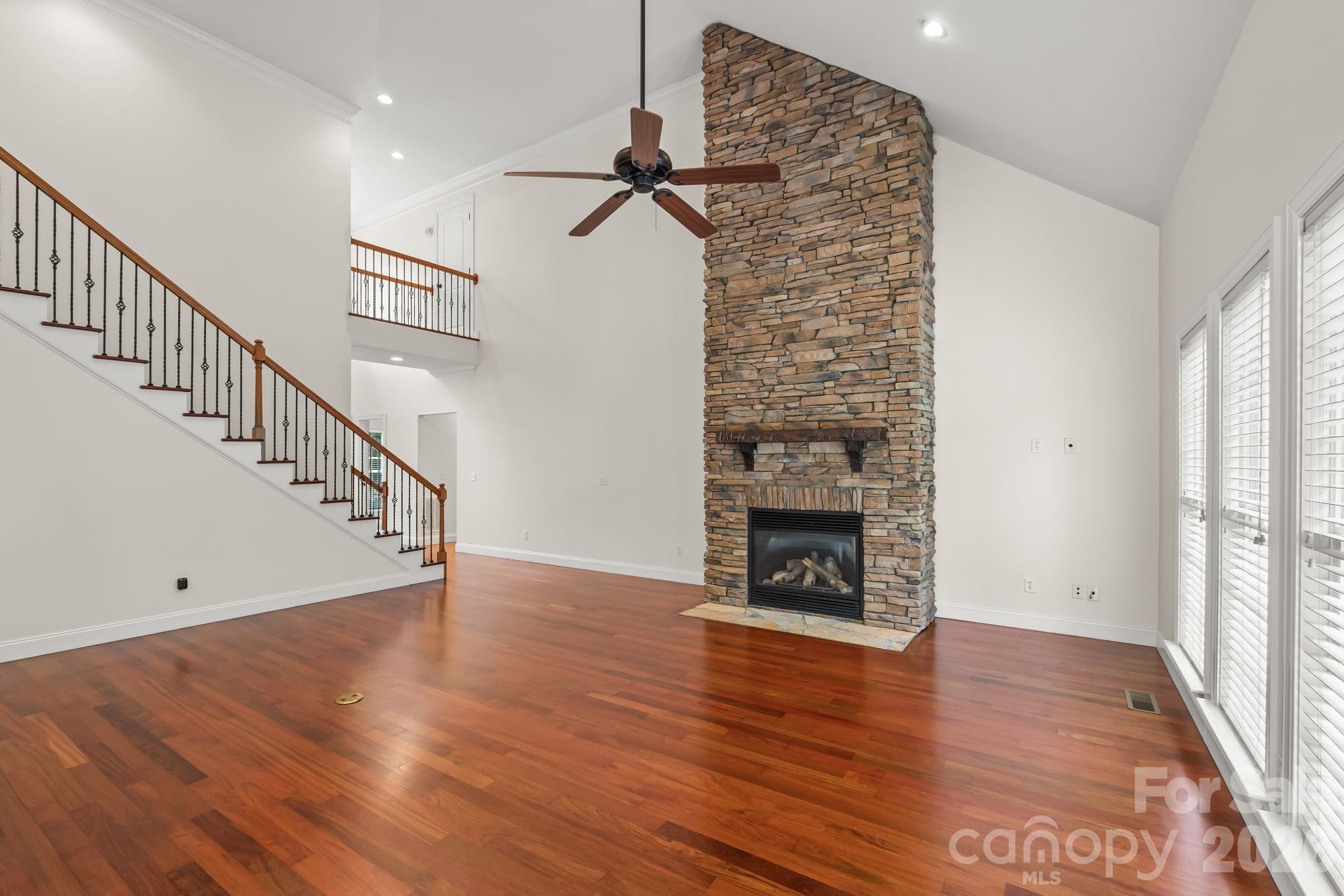 Single Family Residence at 3321 Lower Lake Road, Thomasville, photo 7 of 48