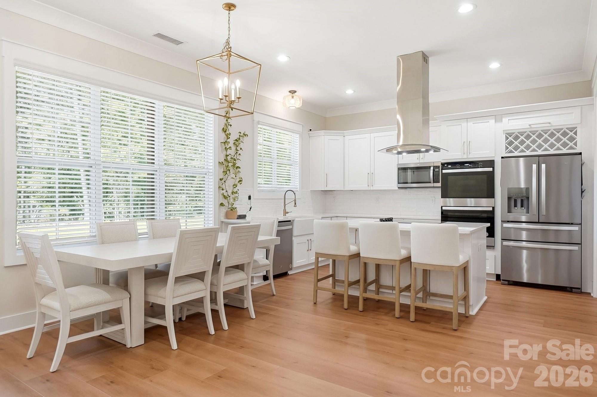 Single Family Residence at 369 Sunderland Road, Belmont, photo 3 of 39