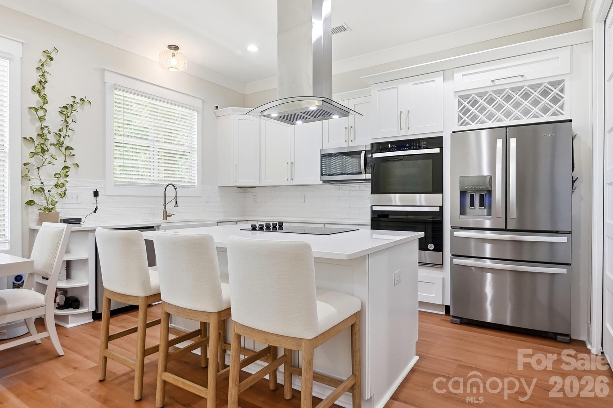 Single Family Residence at 369 Sunderland Road, Belmont, photo 5 of 39