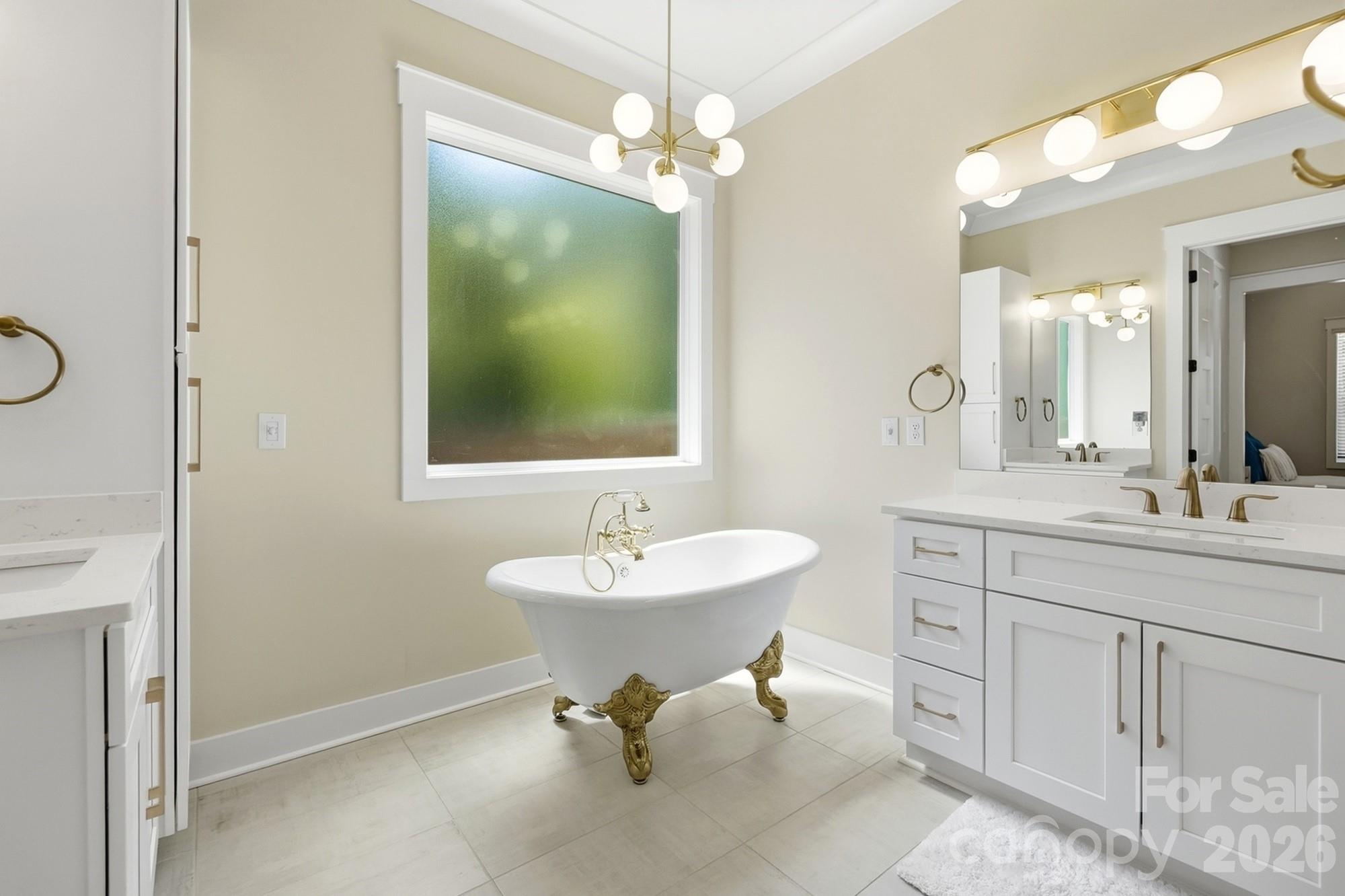 Single Family Residence at 369 Sunderland Road, Belmont, photo 20 of 39