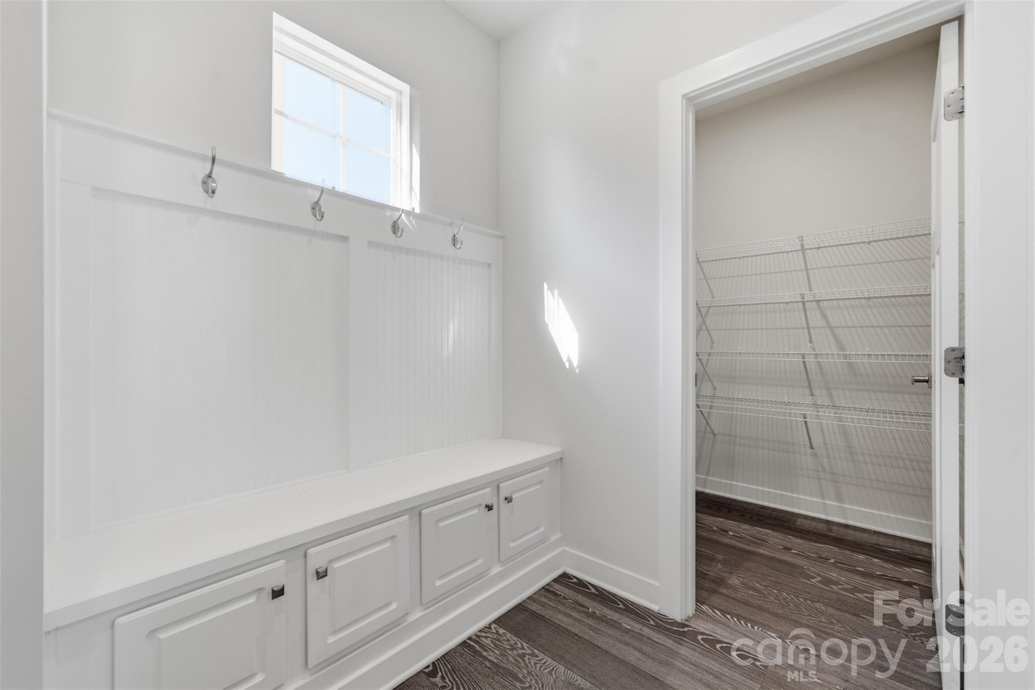 Mud Room - 11124 Vanguard Parkway, Huntersville