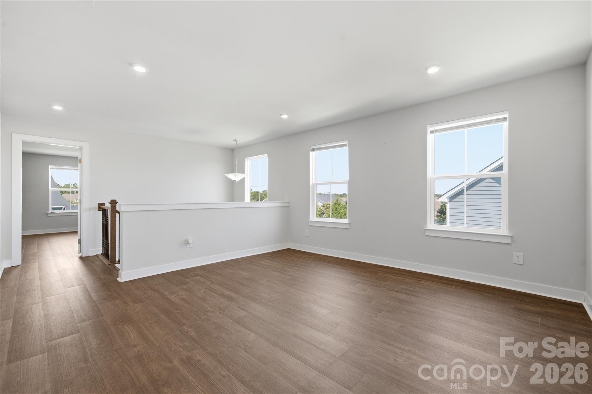 Loft/Flex Space - 11124 Vanguard Parkway, Huntersville