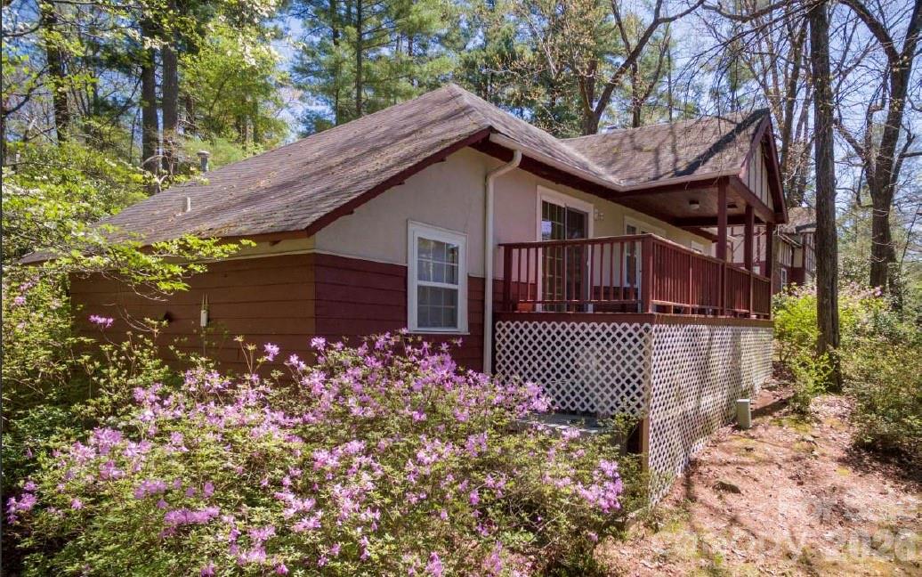 Hotel/Motel at 86 Lily Pad Lane, Flat Rock, photo 15 of 21