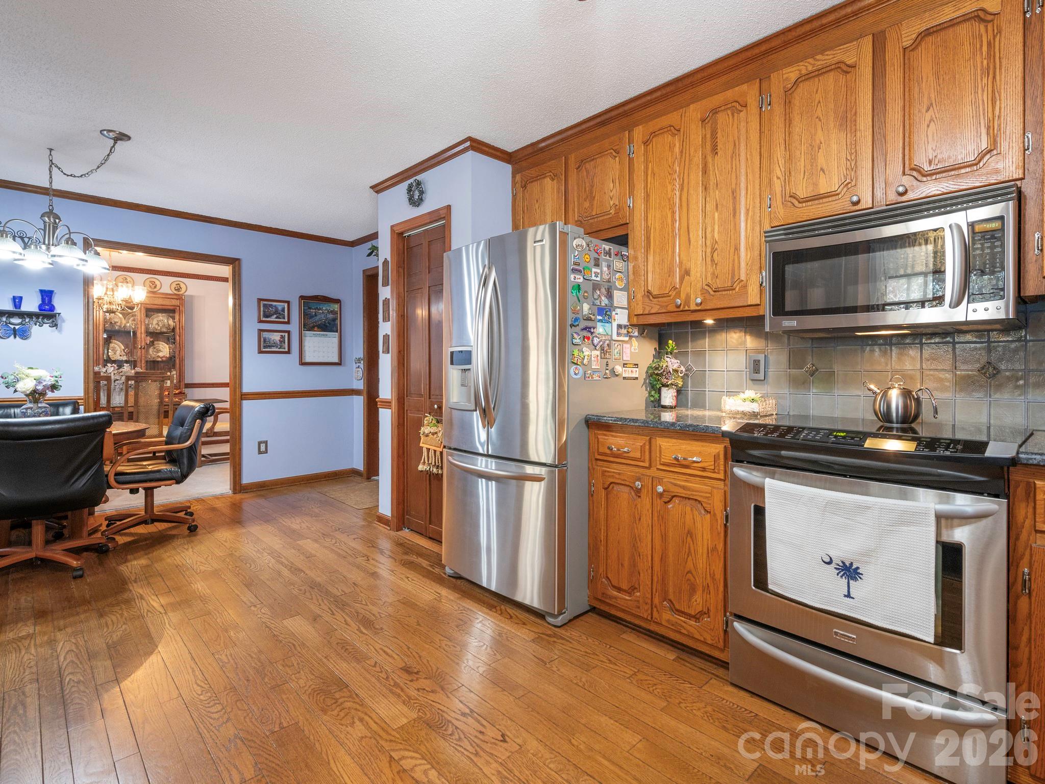 KITCHEN WITH WALK IN PANTRY - 1800 Lake Lynn Road, Concord