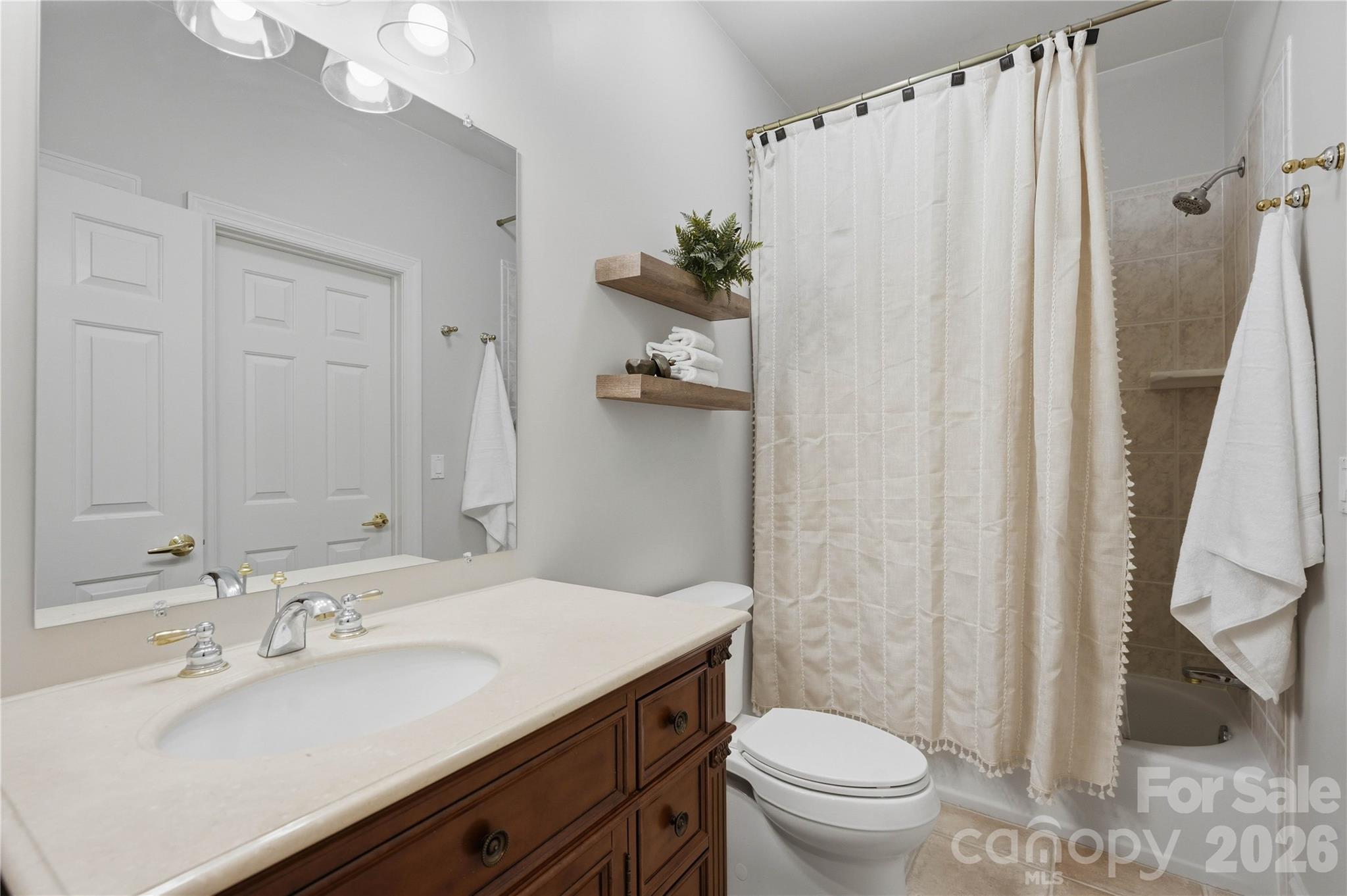 Single Family Residence at 459 Valley Run Drive, Waxhaw, photo 22 of 46