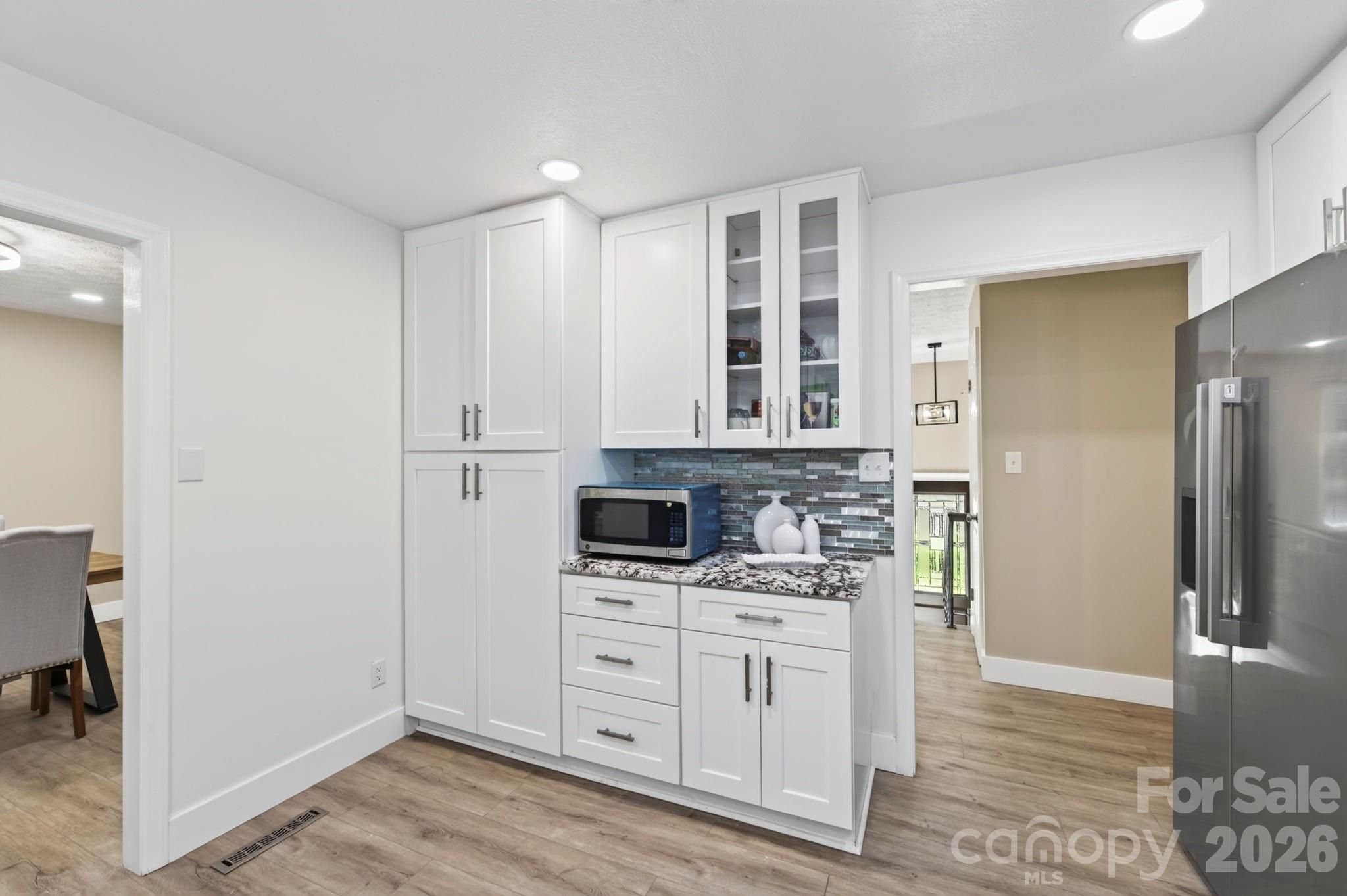 Single Family Residence at 65 Beechwood Road, Asheville, photo 11 of 32