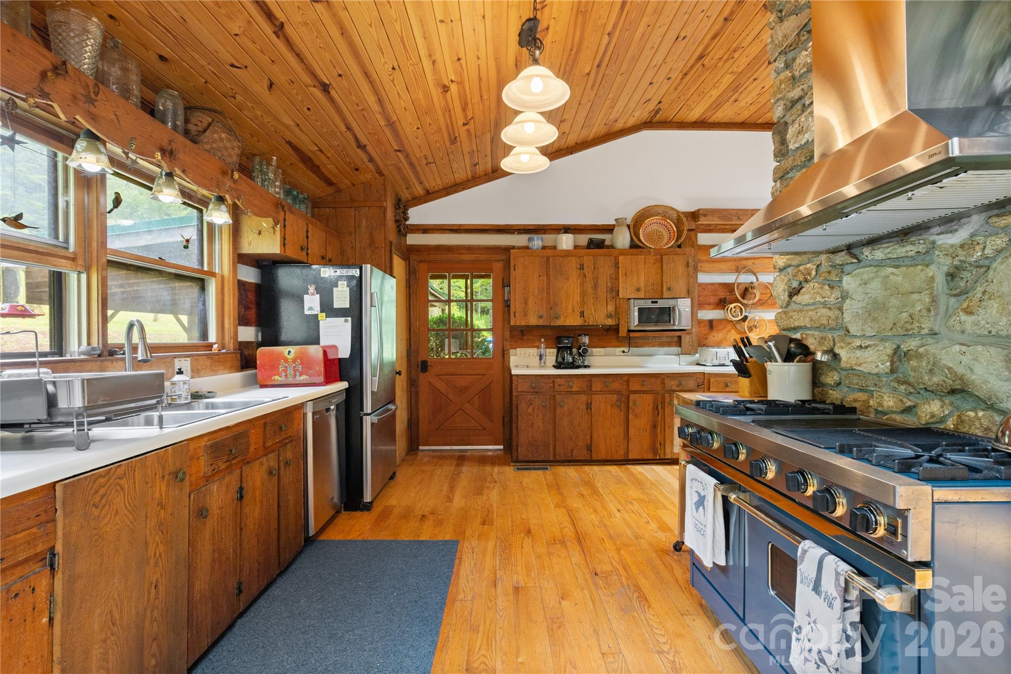 Single Family Residence at 1061 Indian Trail Road, Mars Hill, photo 14 of 48