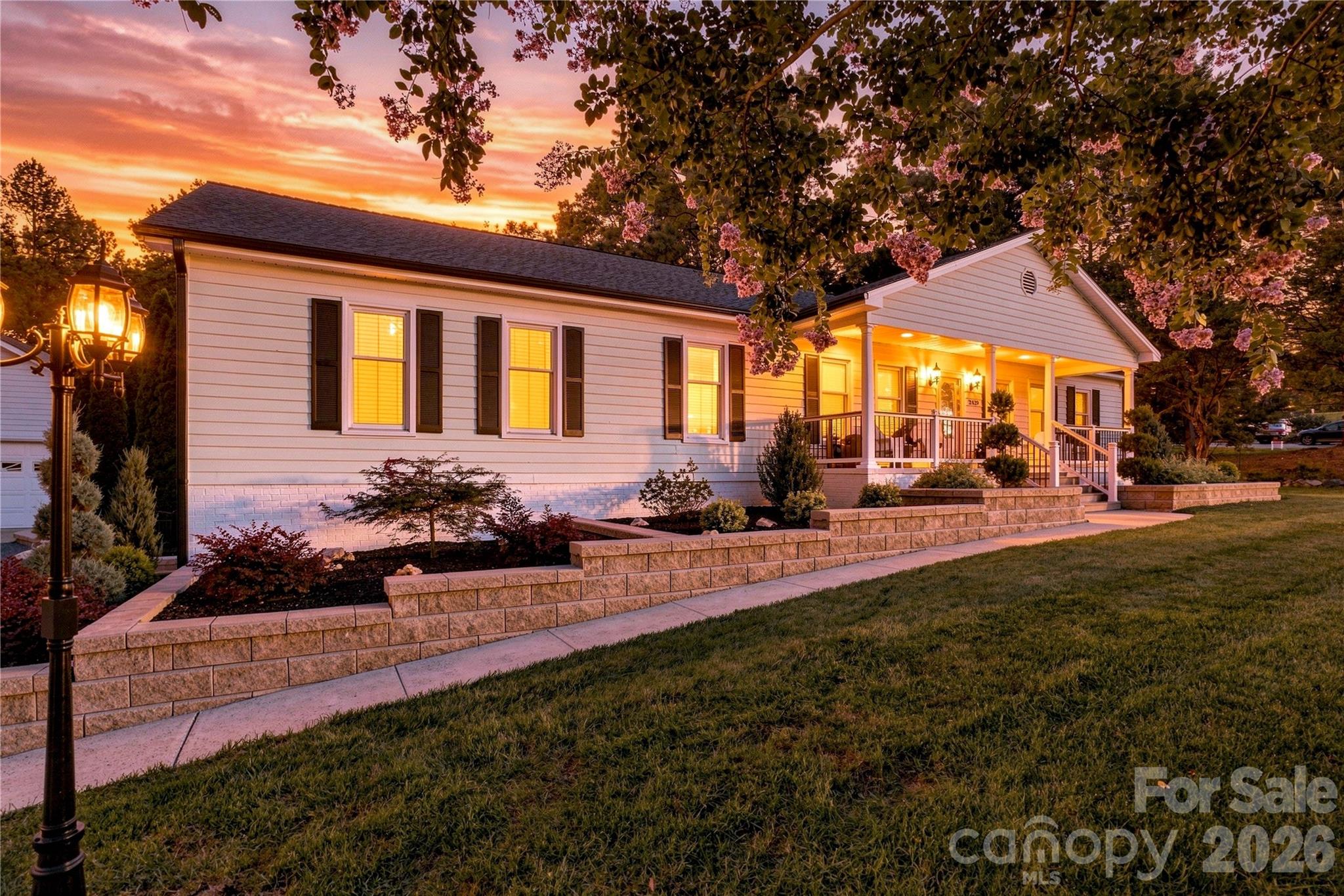 Single Family Residence at 2429 Cassidy Drive, Davidson, photo 34 of 37
