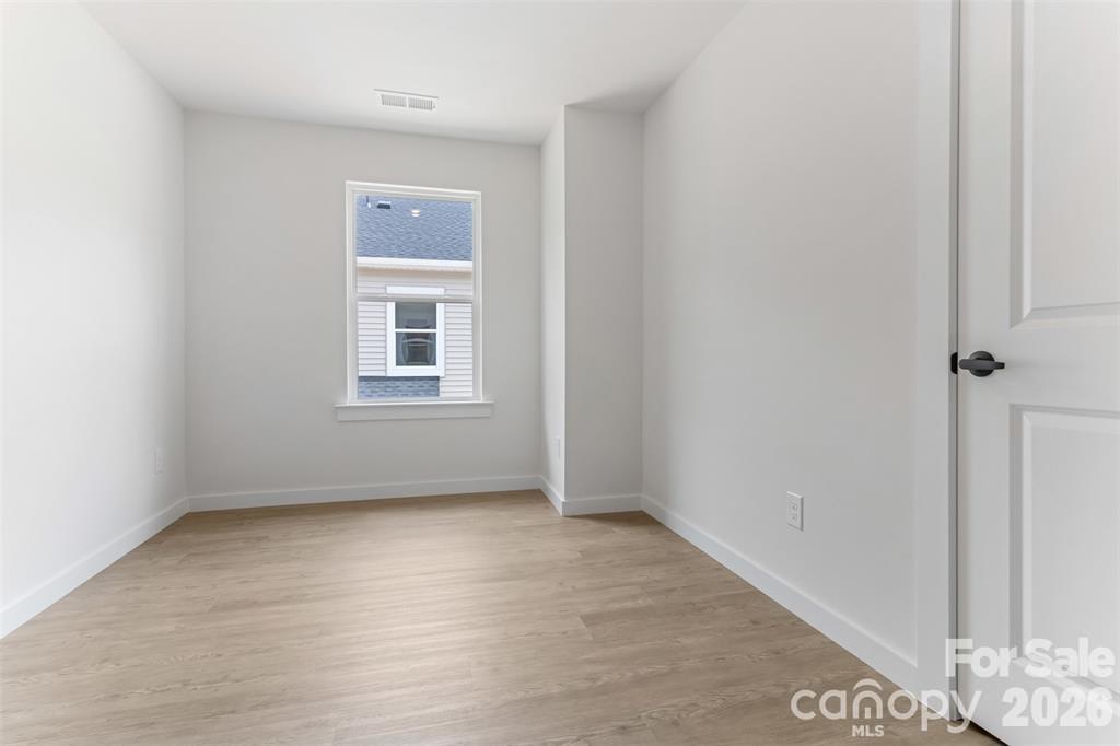 Duplex at 3081-3083 12th Avenue SE, Hickory, photo 13 of 17