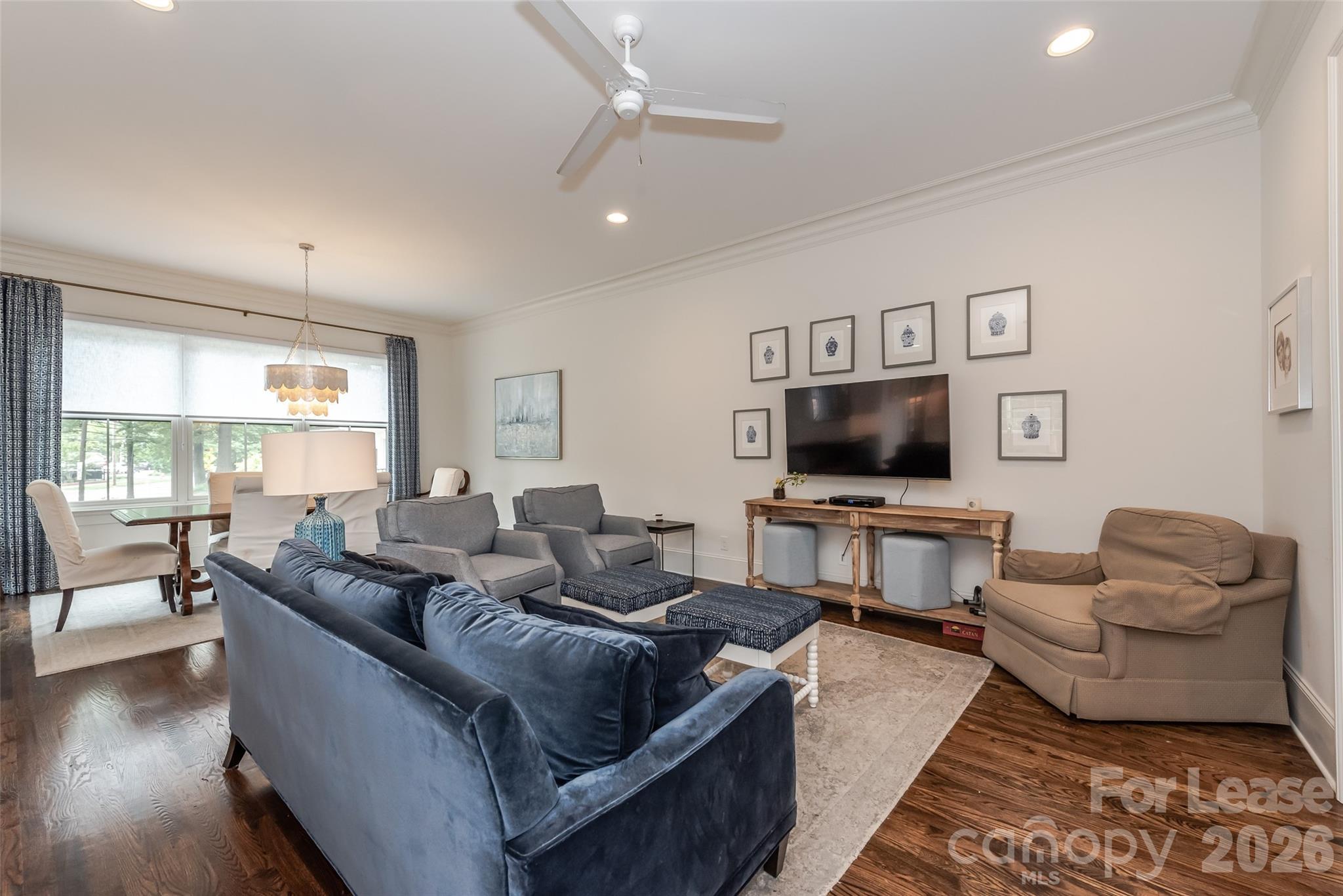 Townhouse at 405 Louise Avenue, Charlotte, photo 4 of 21