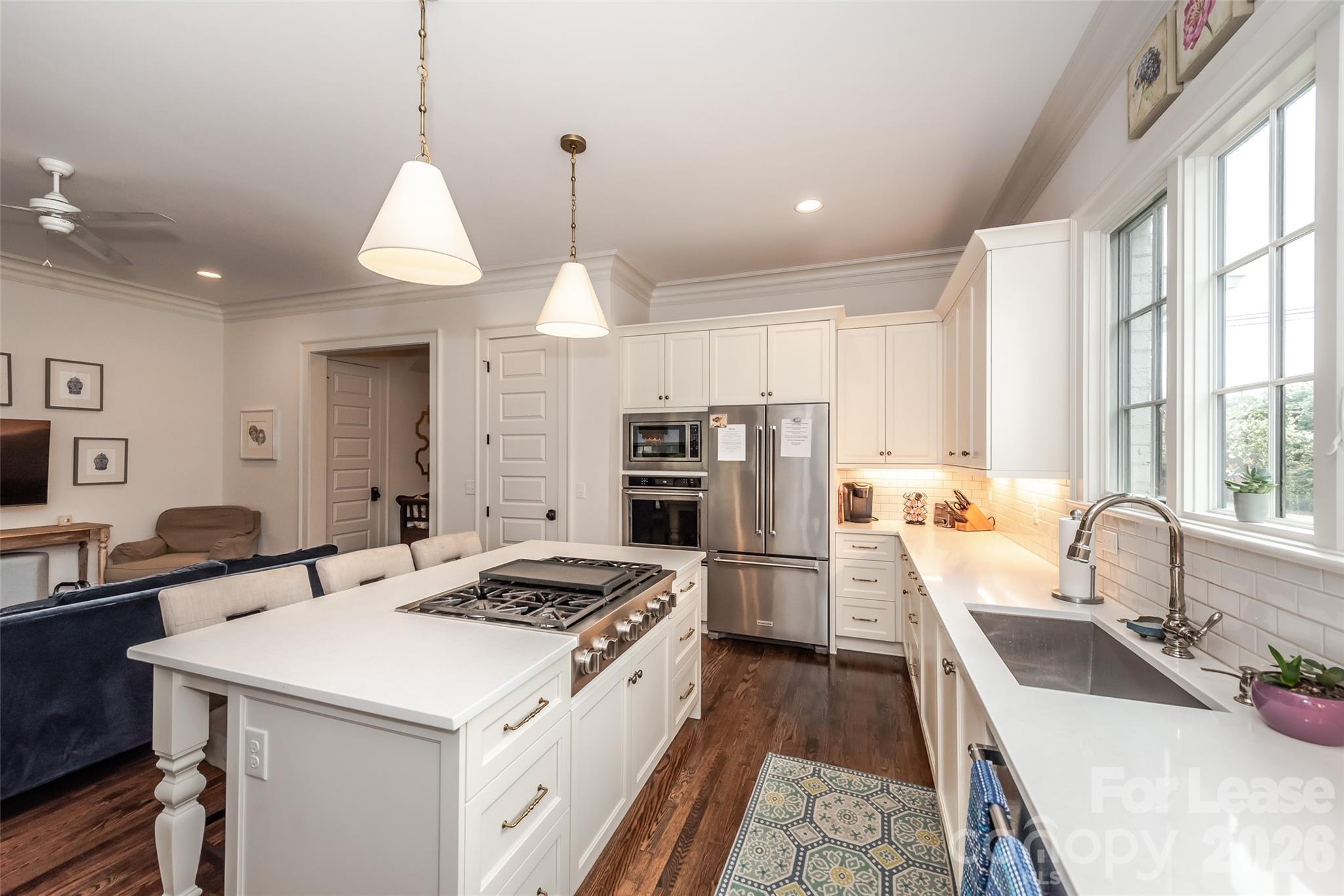 Townhouse at 405 Louise Avenue, Charlotte, photo 7 of 21