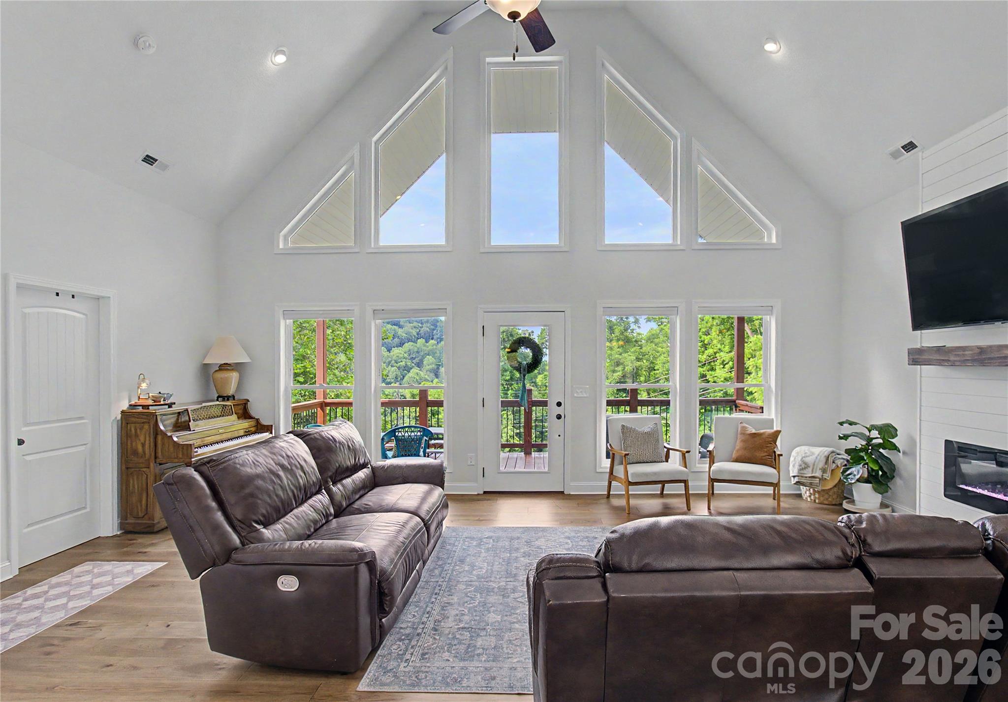 Single Family Residence at 300 Green Meadow Lane, Mars Hill, photo 2 of 39