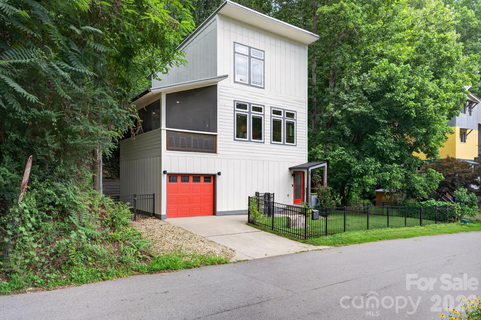 Single Family Residence at 53 Waynesville Avenue, Asheville, photo 23 of 35