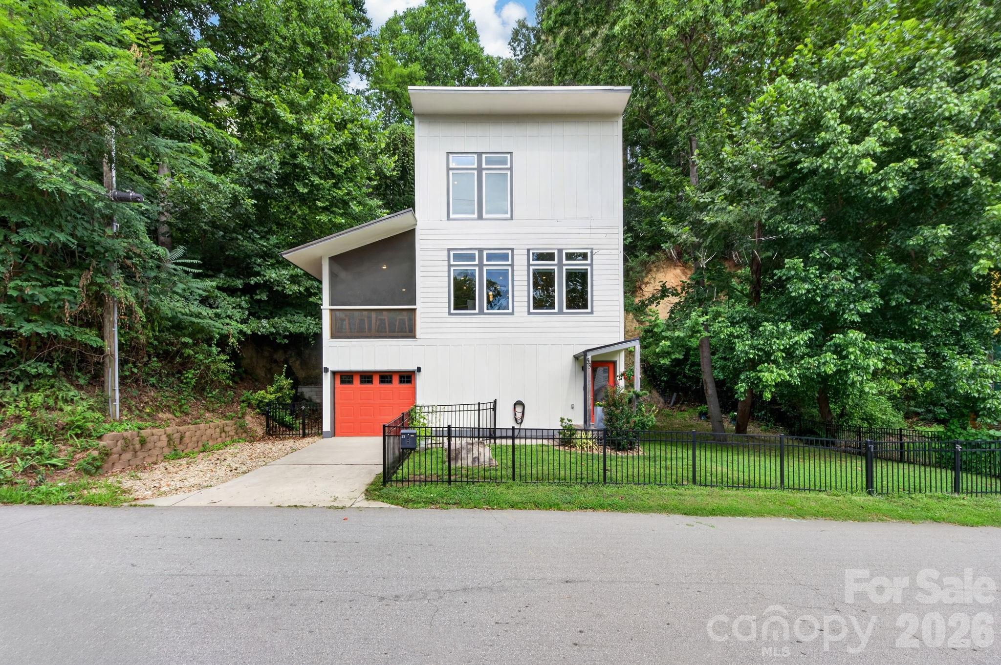 Single Family Residence at 53 Waynesville Avenue, Asheville, photo 25 of 35