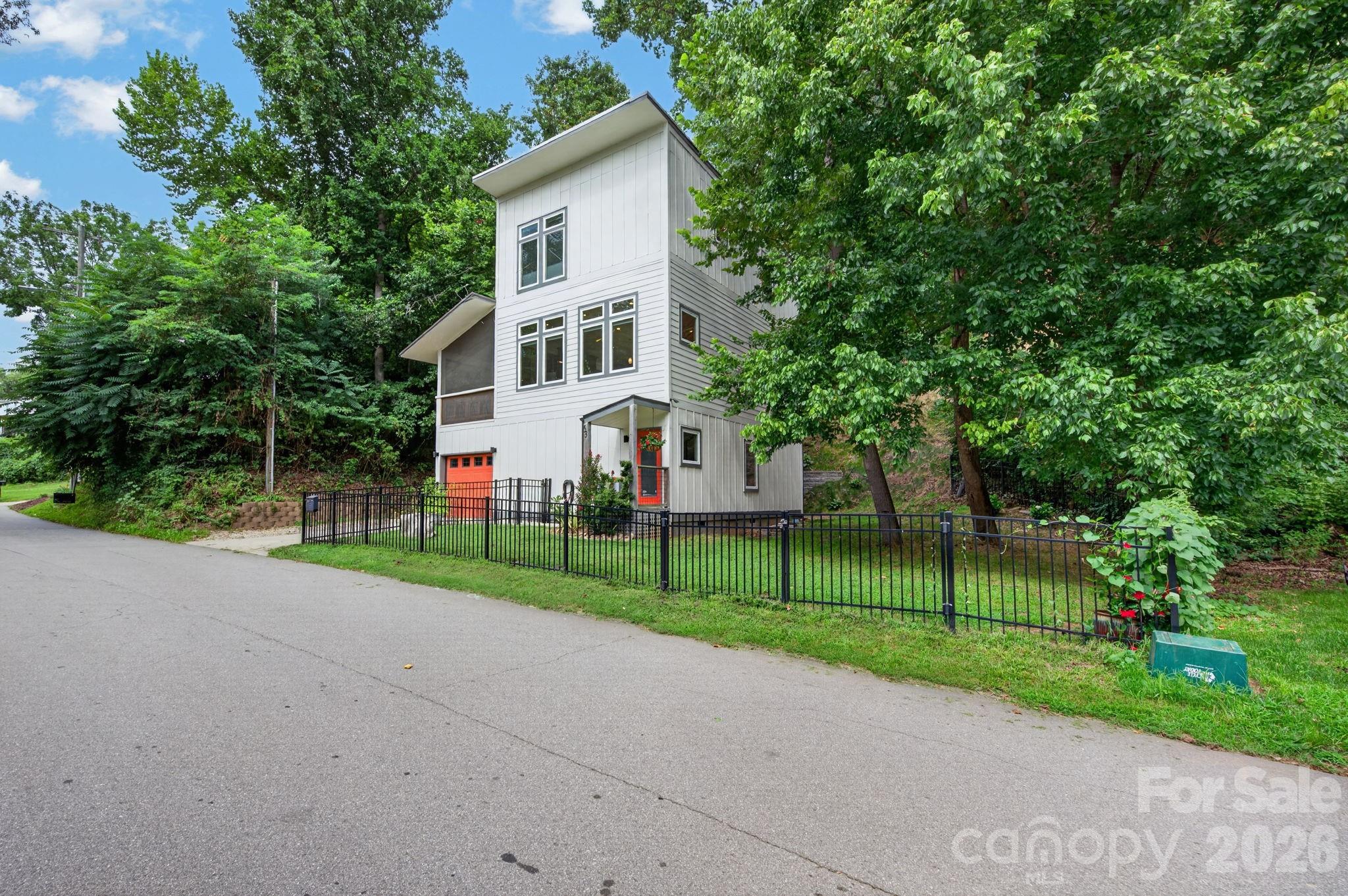Single Family Residence at 53 Waynesville Avenue, Asheville, photo 26 of 35