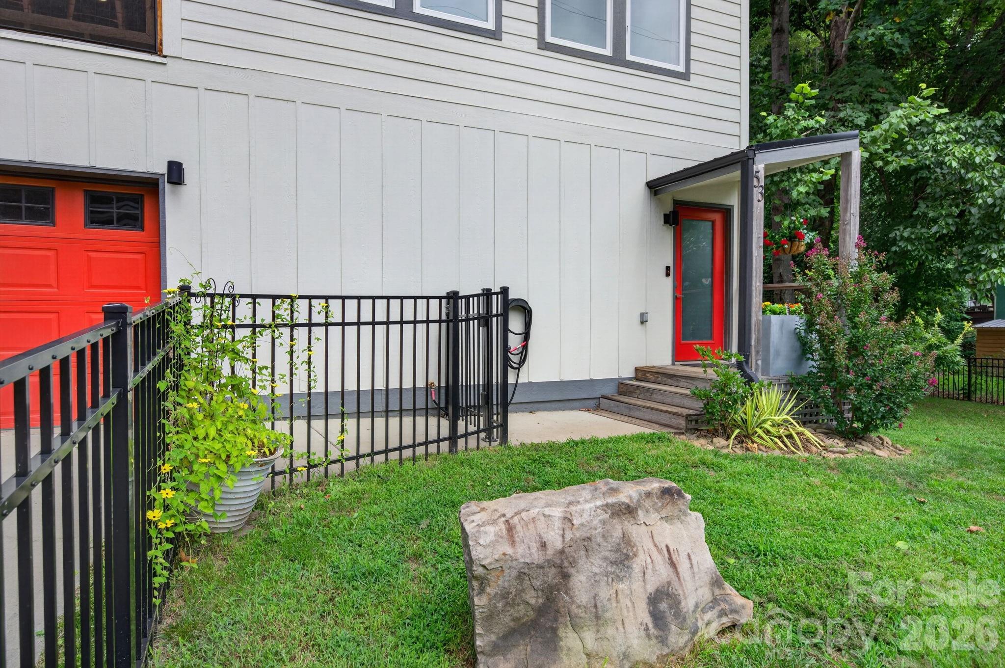 Single Family Residence at 53 Waynesville Avenue, Asheville, photo 34 of 35