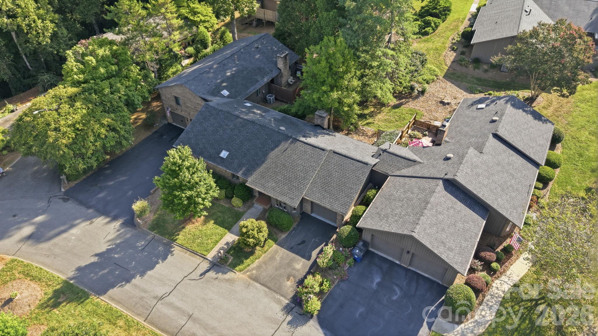 Single Family Residence at 103 Briar Ridge Circle, Winston Salem, photo 41 of 48