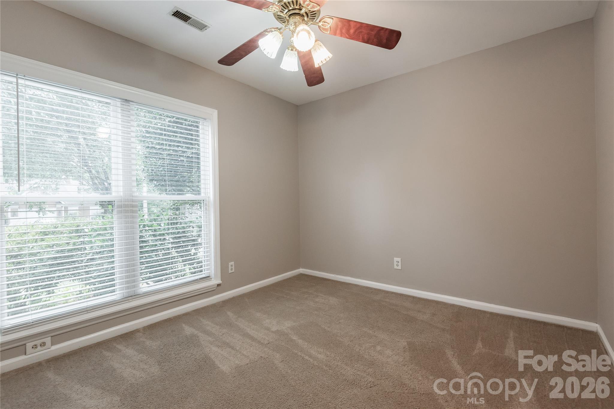 Single Family Residence at 10333 Danesway Lane, Cornelius, photo 16 of 29