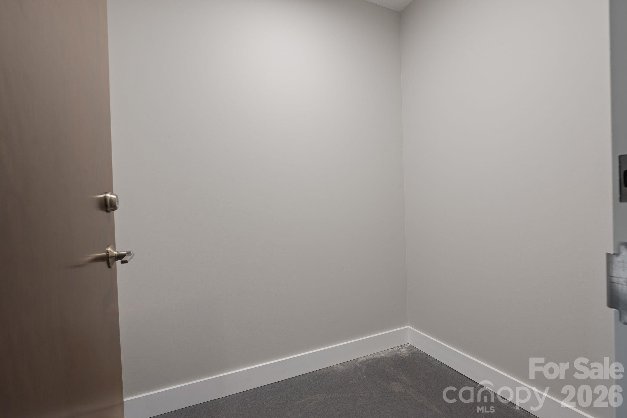 Condominium at 45 Asheland Avenue, Asheville, photo 16 of 28