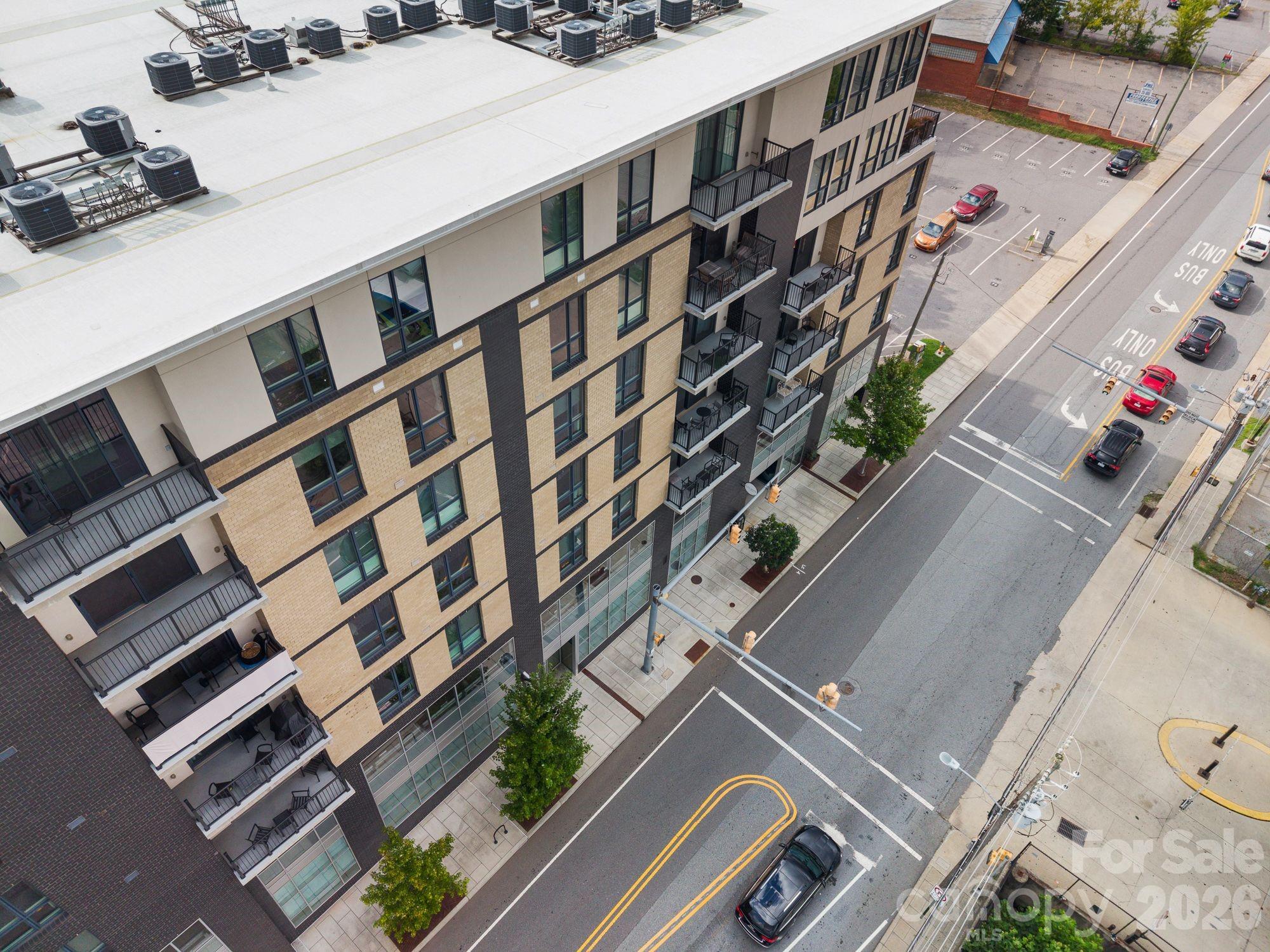 Condominium at 45 Asheland Avenue, Asheville, photo 25 of 28