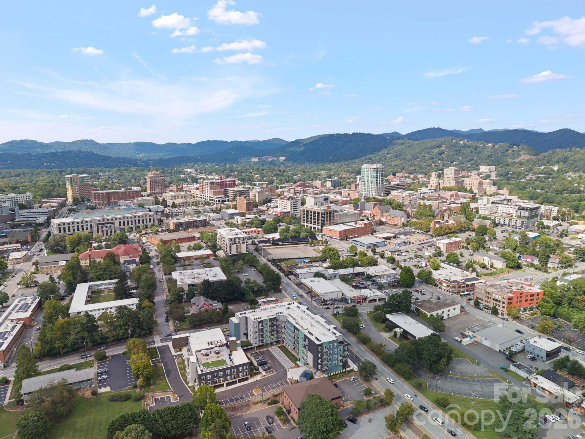 Condominium at 45 Asheland Avenue, Asheville, photo 27 of 28