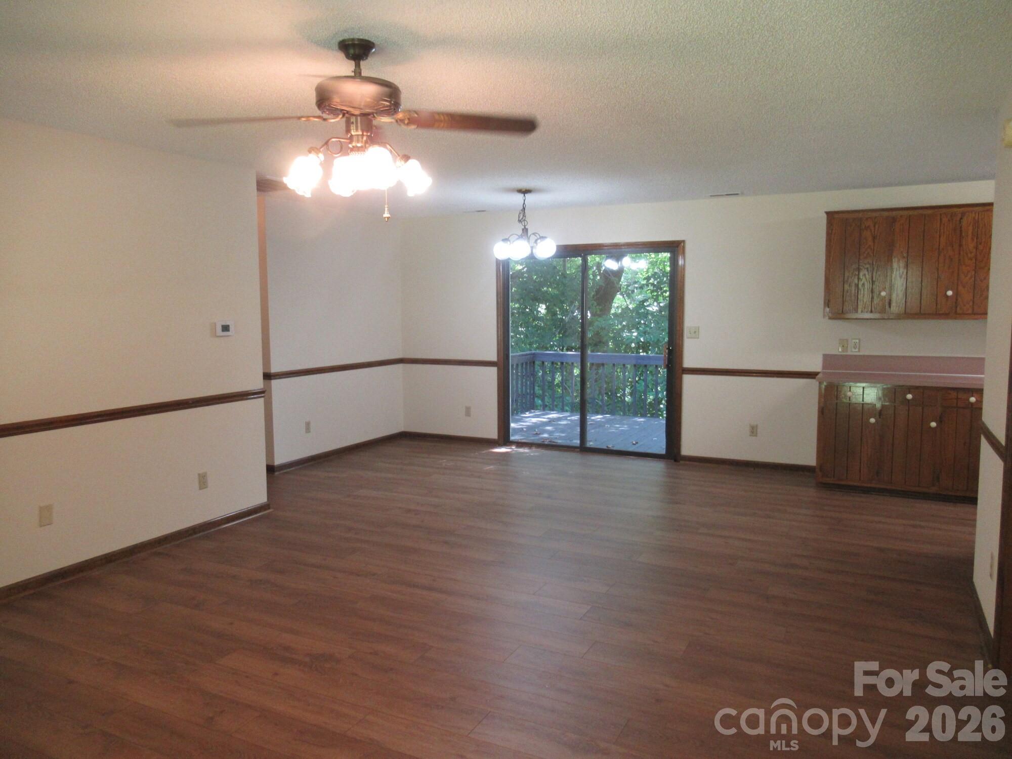 Great Room - 1809 S Industrial Park Road, Lincolnton