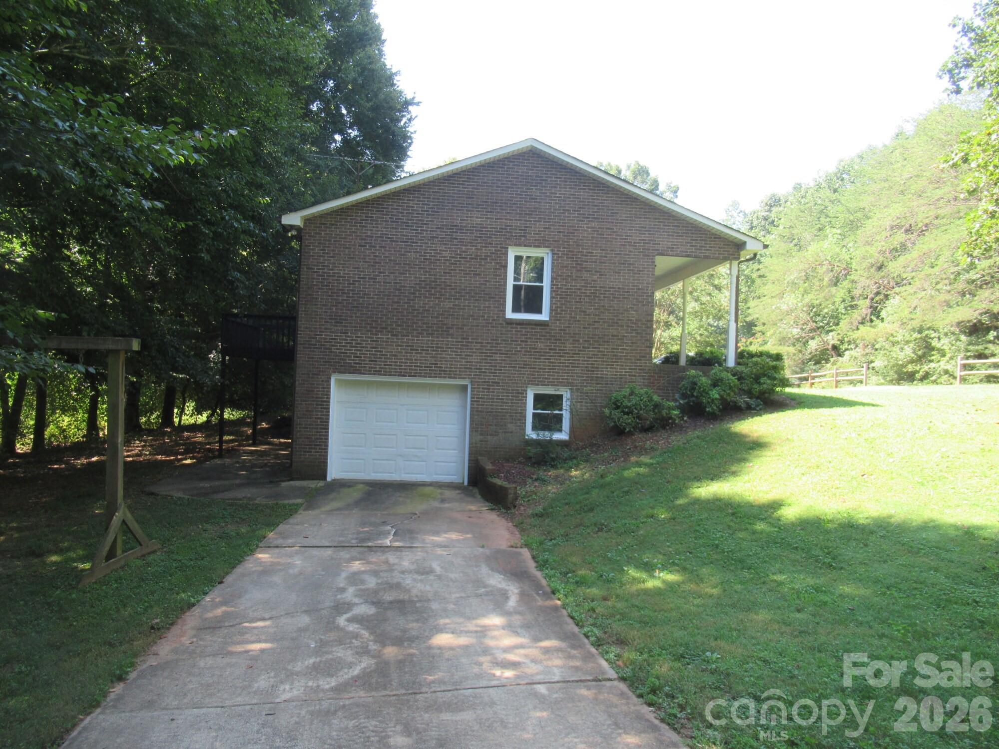 Side Left View - 1809 S Industrial Park Road, Lincolnton