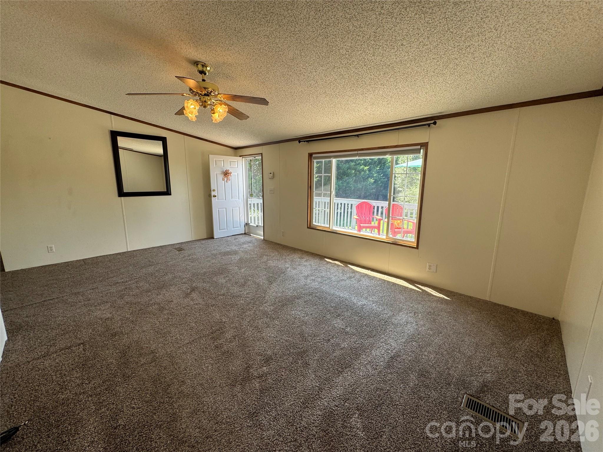 Single Family Residence at 51 Little Hungry Road, Hendersonville, photo 9 of 34