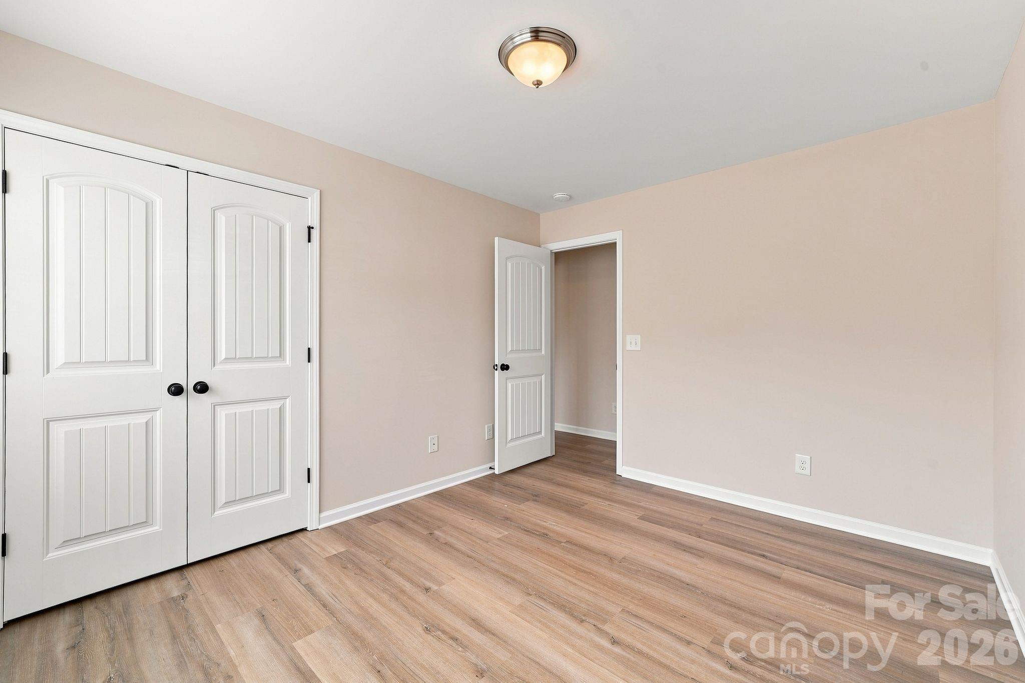 Single Family Residence at 422 Danielle Way, Fort Mill, photo 28 of 40