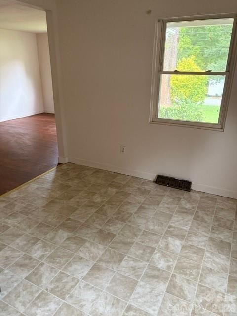 Single Family Residence at 1044 Short Street, Salisbury, photo 5 of 13