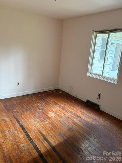 Single Family Residence at 1044 Short Street, Salisbury, photo 7 of 13