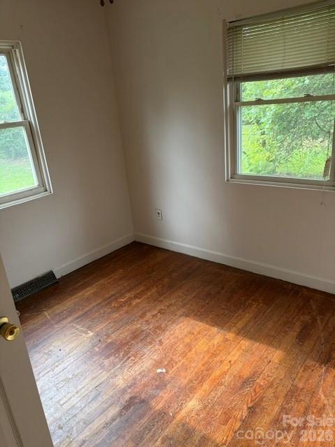 Single Family Residence at 1044 Short Street, Salisbury, photo 8 of 13