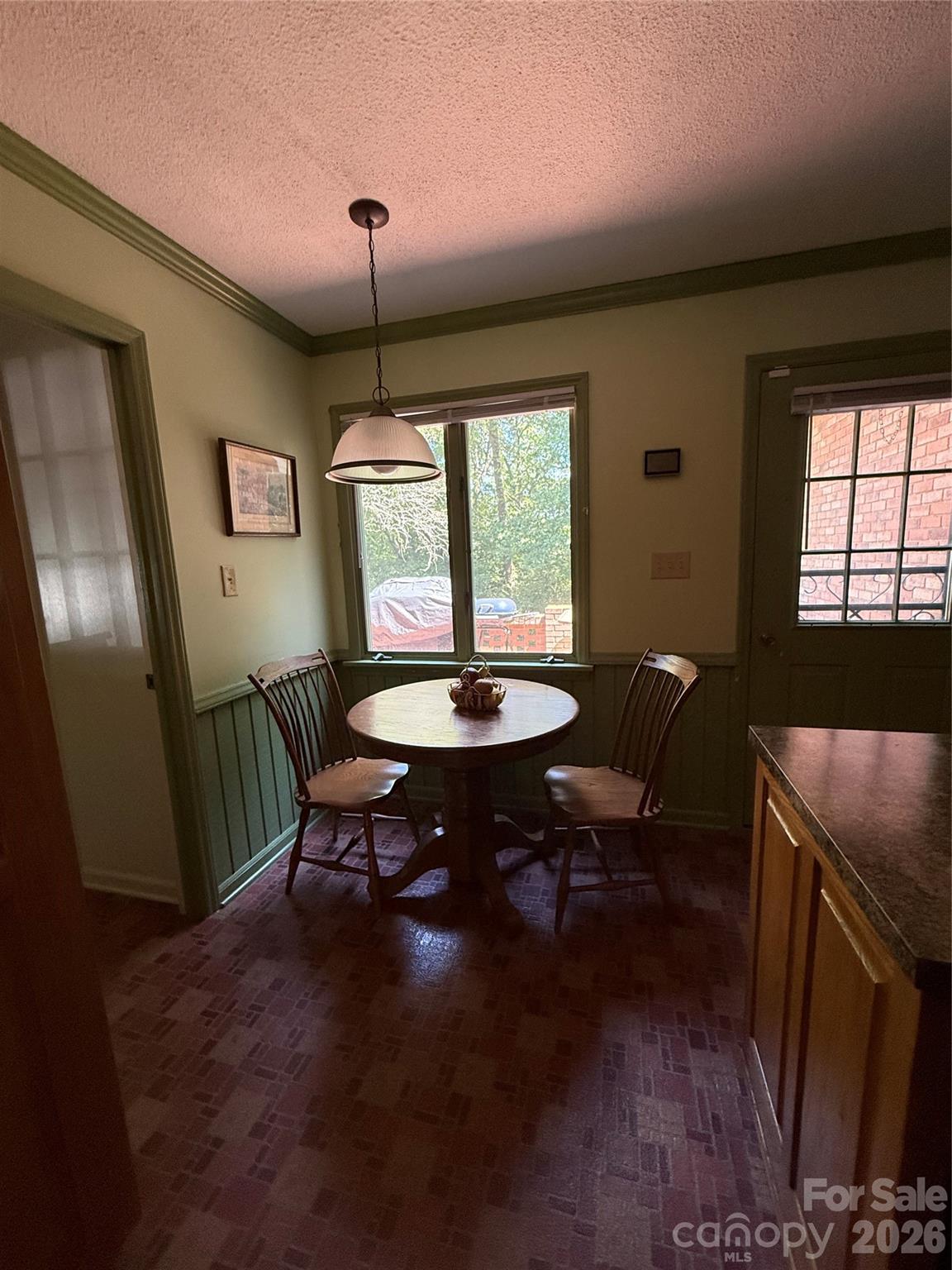 Single Family Residence at 2015 39th Avenue NE, Hickory, photo 15 of 43
