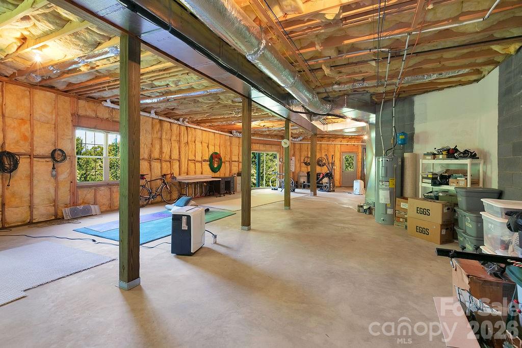 Basement with private entrance - 1228 Ugugu Drive, Brevard