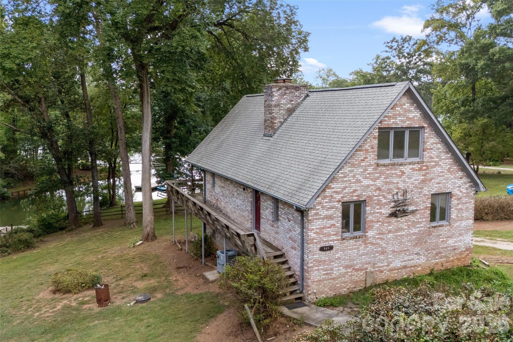 Lake living!! - 131 Baywatch Drive, Mooresville