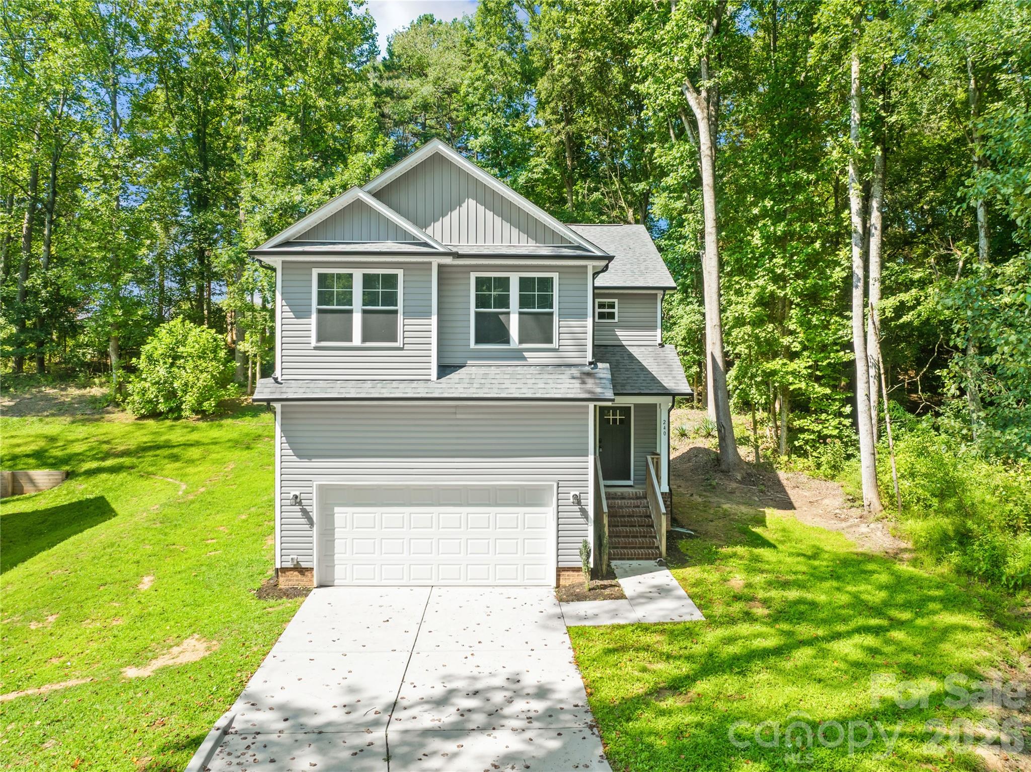 240 Valleybrook Lane