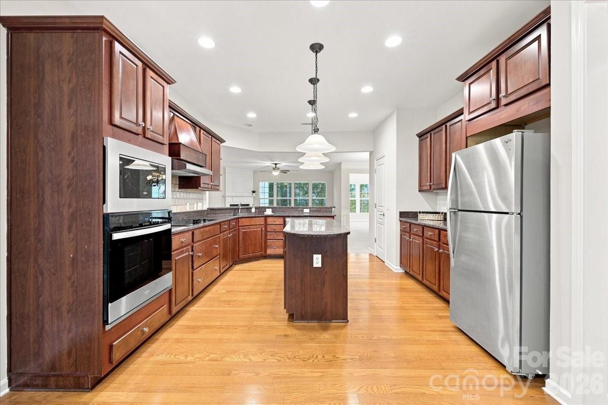 Single Family Residence at 36145 Watsonia Street, Indian Land, photo 12 of 48