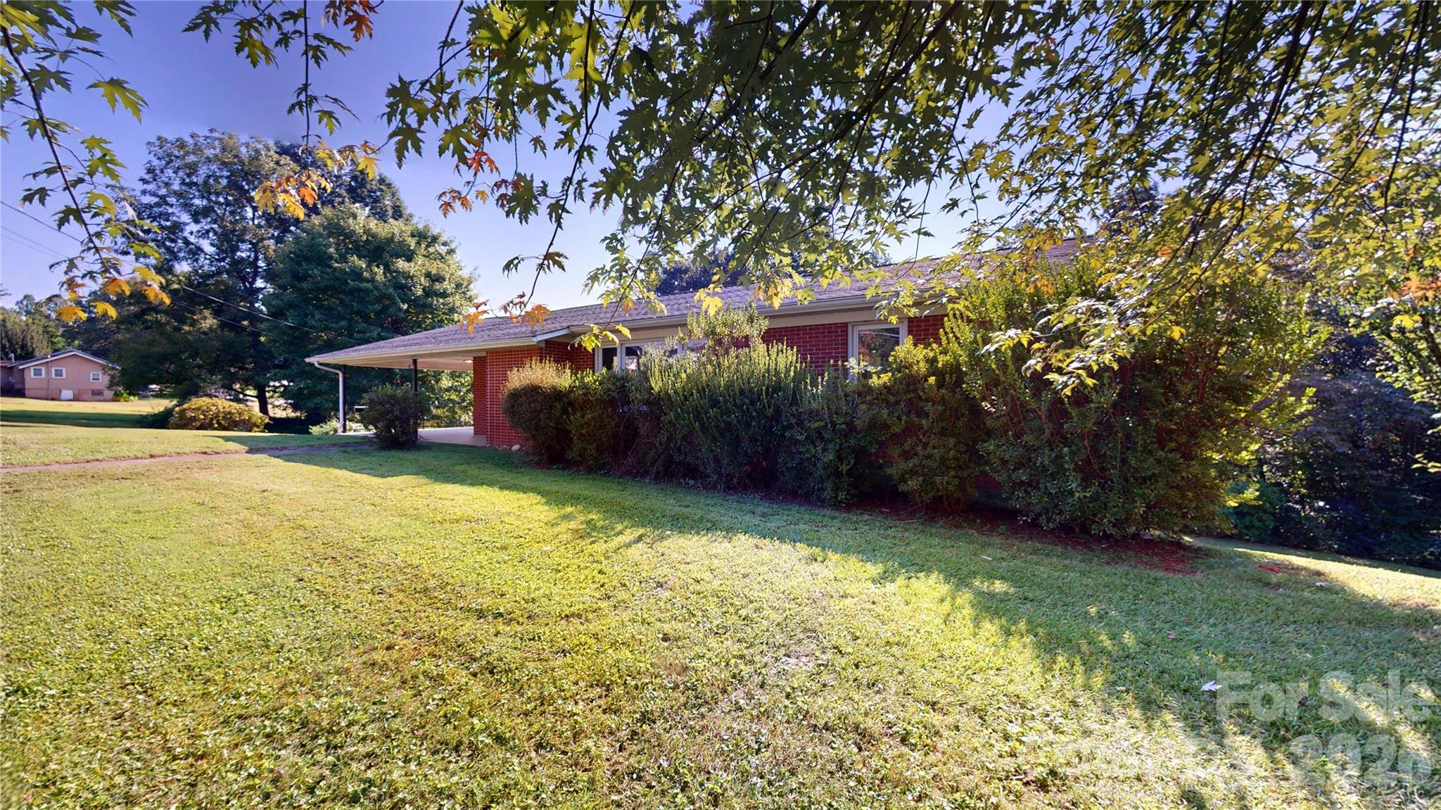 Single Family Residence at 136 Marion Street, Marion, photo 6 of 43