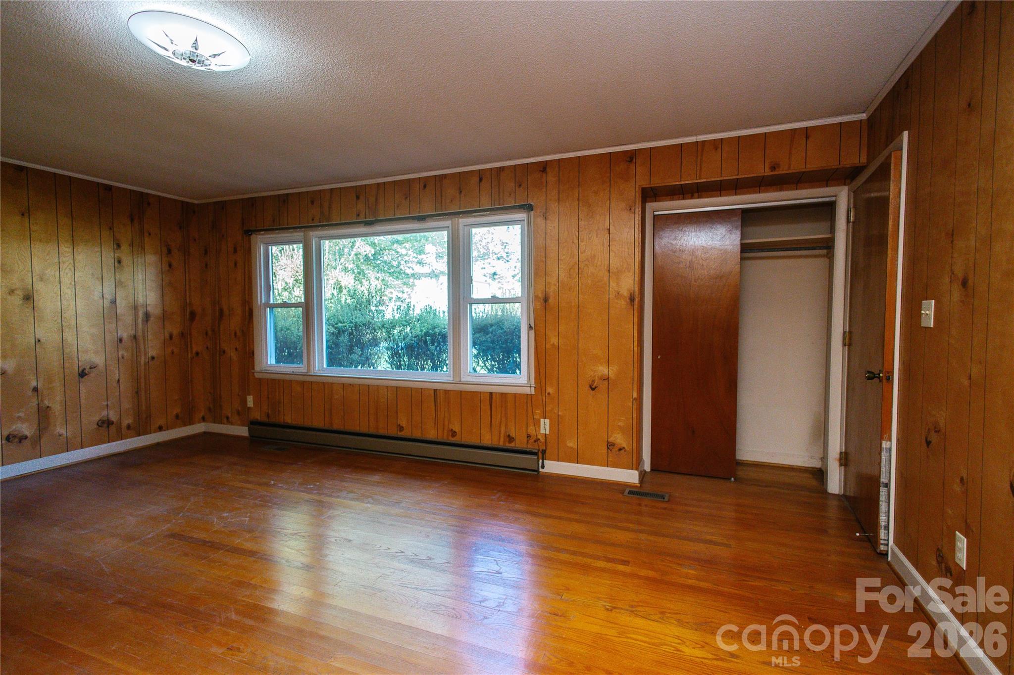 Single Family Residence at 136 Marion Street, Marion, photo 12 of 43
