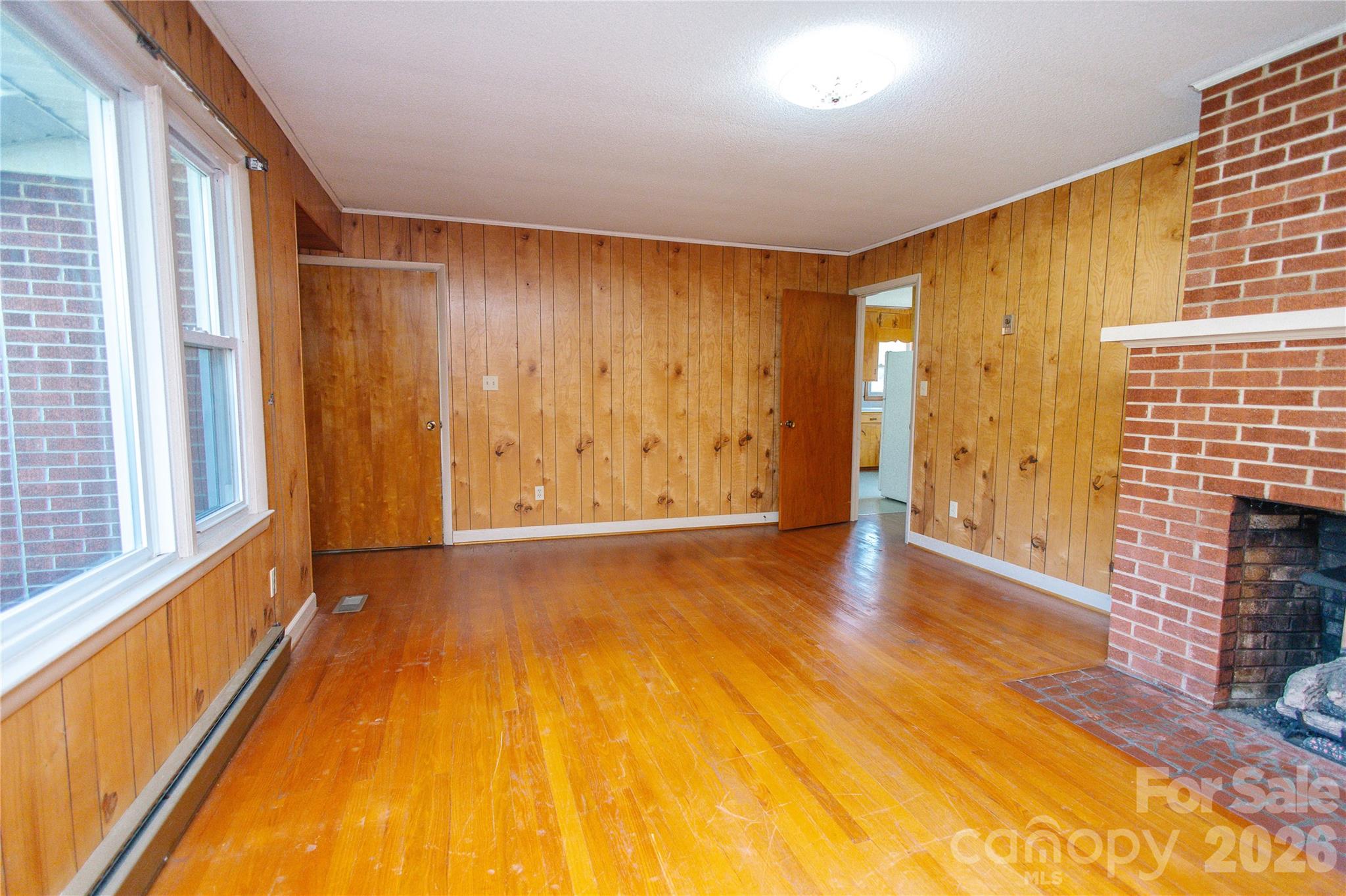 Single Family Residence at 136 Marion Street, Marion, photo 16 of 43