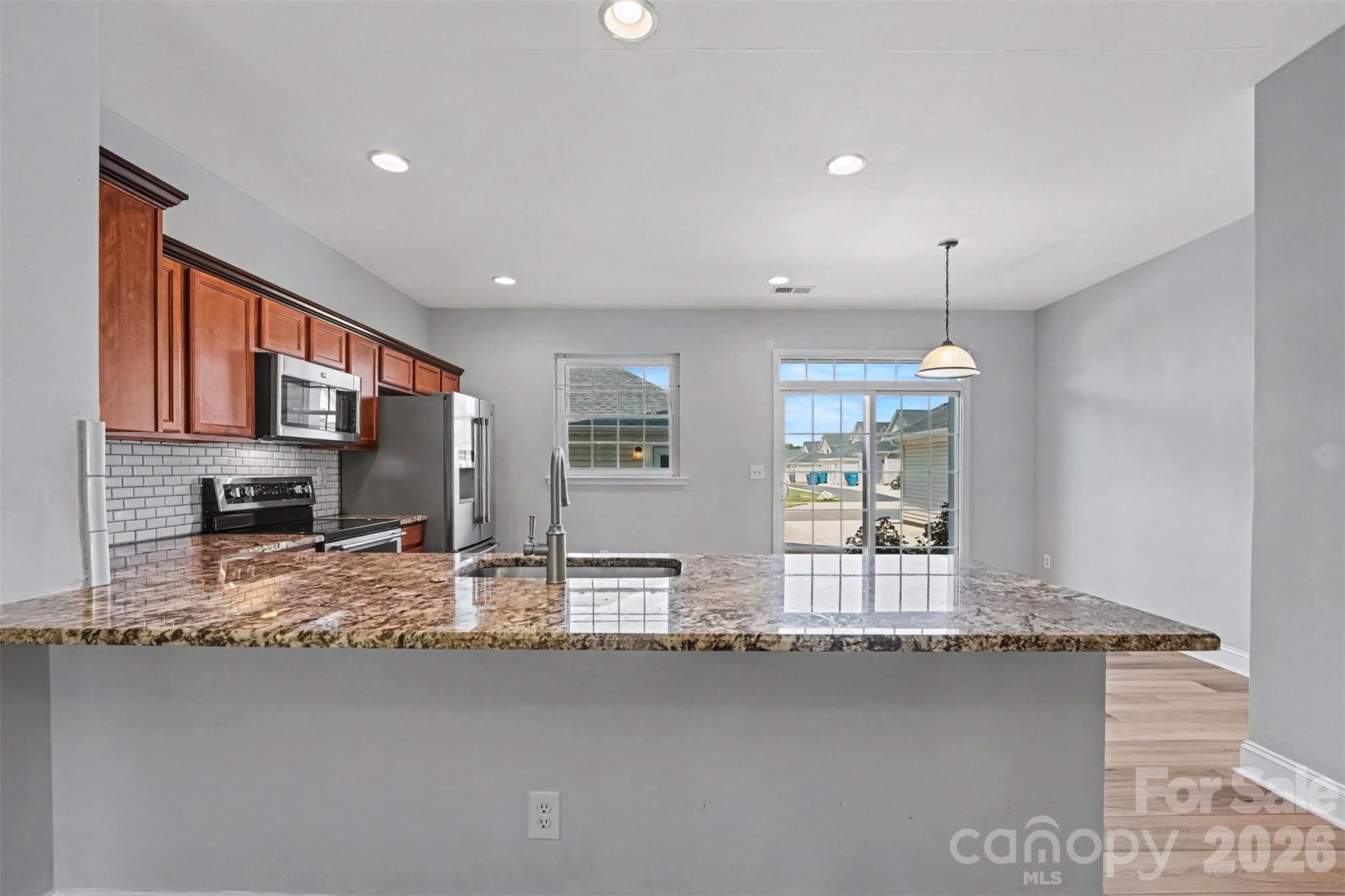 Townhouse at 233 E Waterlynn Road, Mooresville, photo 6 of 15