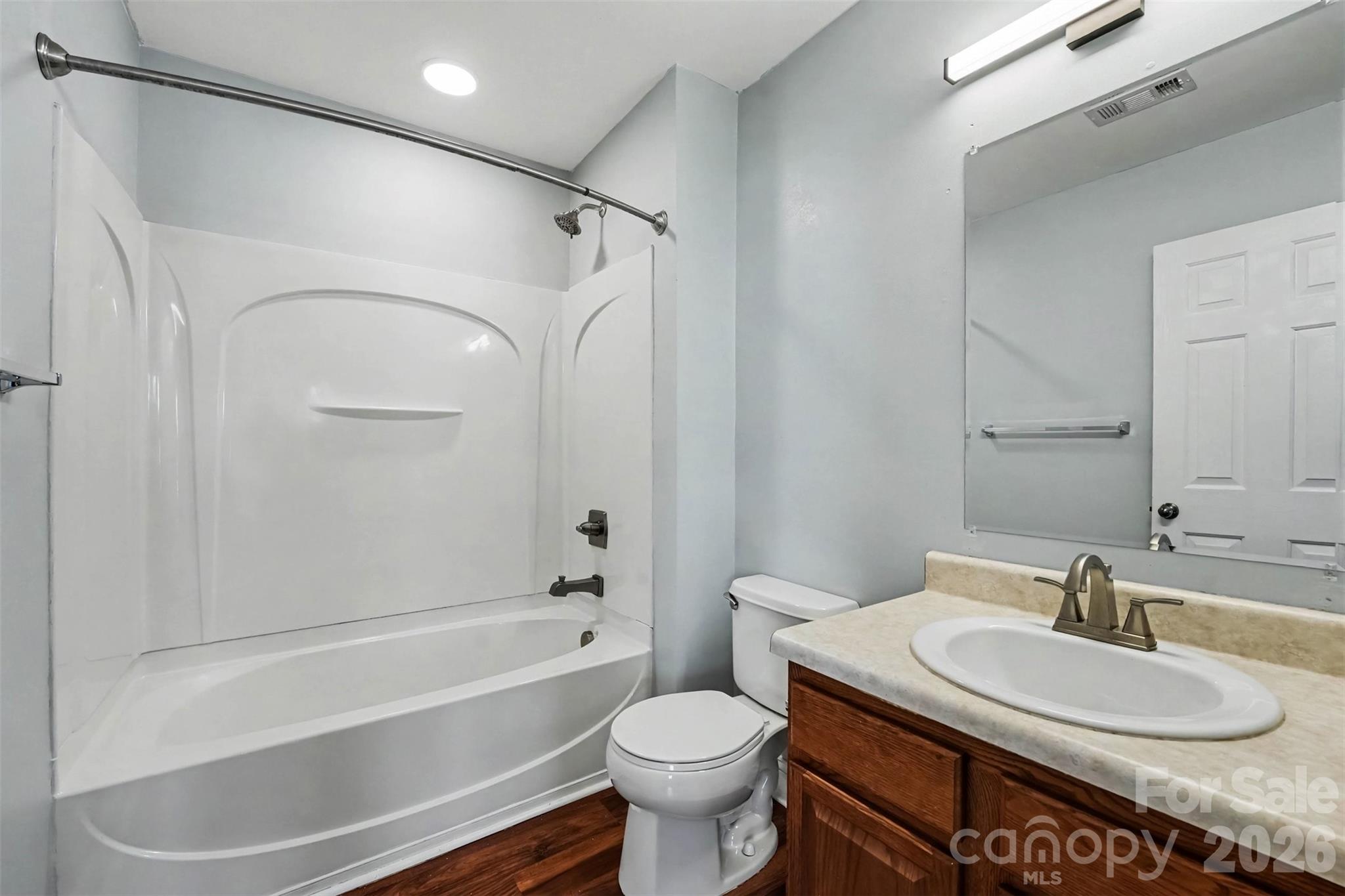 Townhouse at 233 E Waterlynn Road, Mooresville, photo 11 of 15