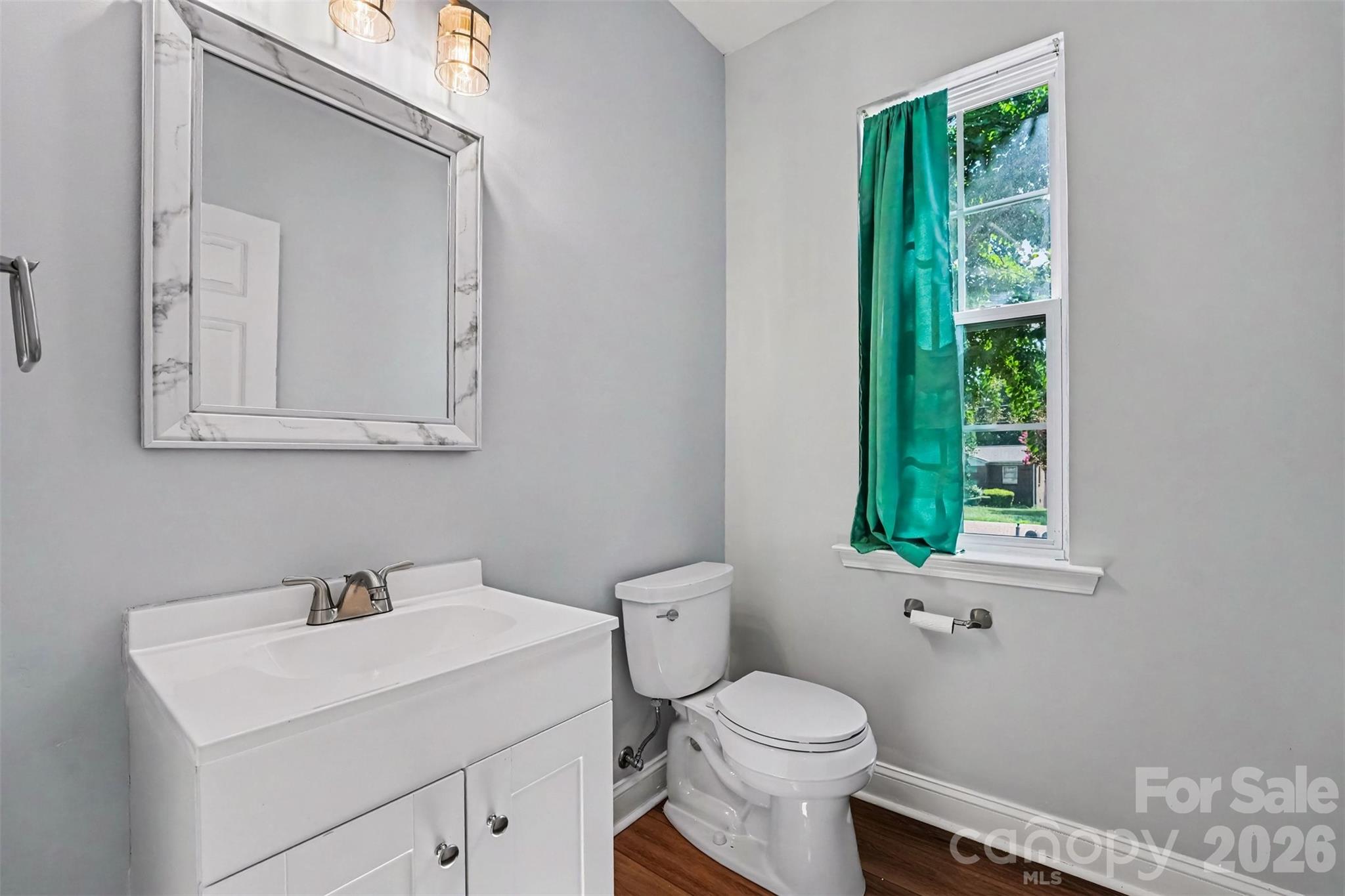 Townhouse at 233 E Waterlynn Road, Mooresville, photo 13 of 15